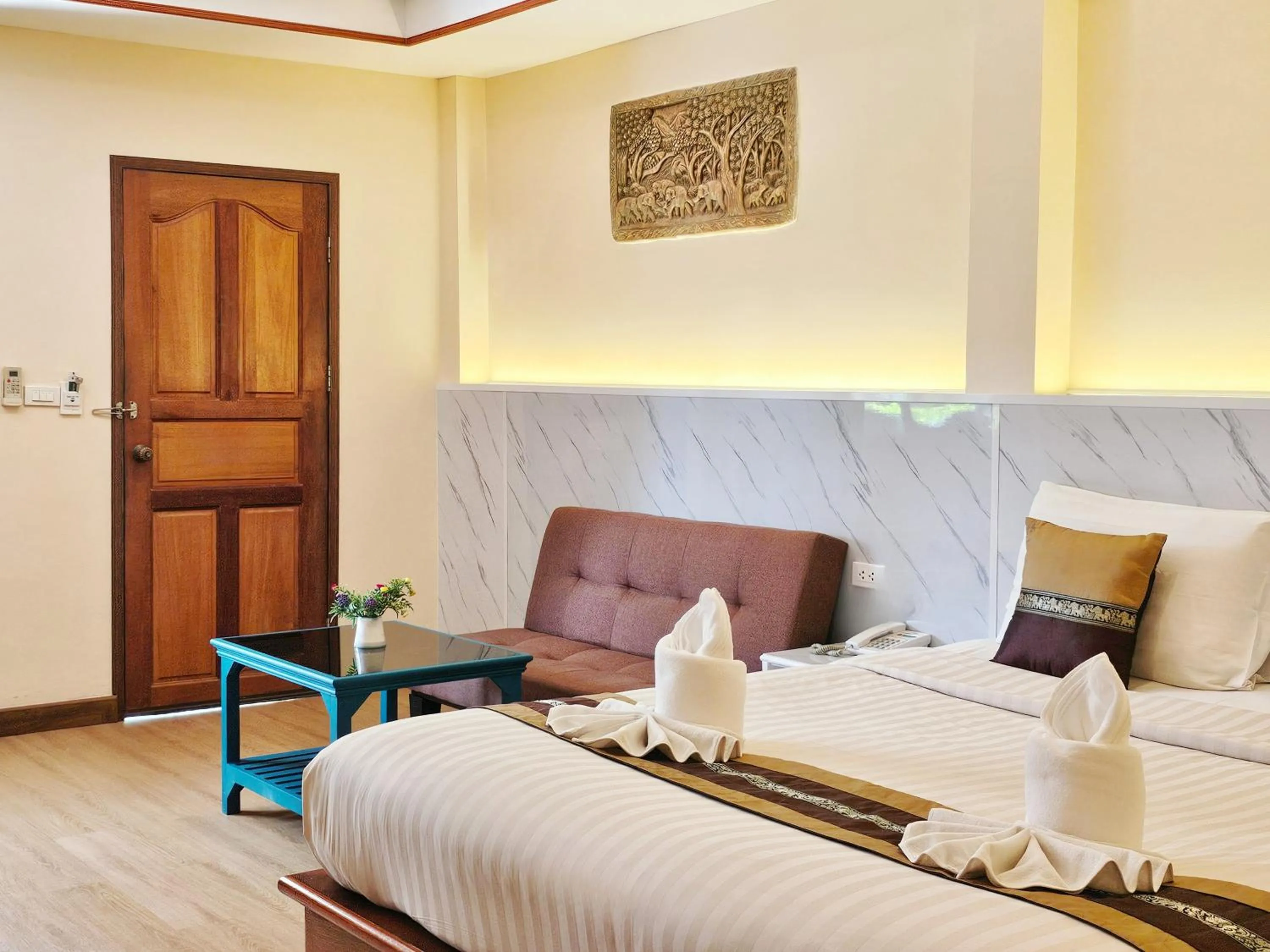 Bed in Phaithong Sotel Resort