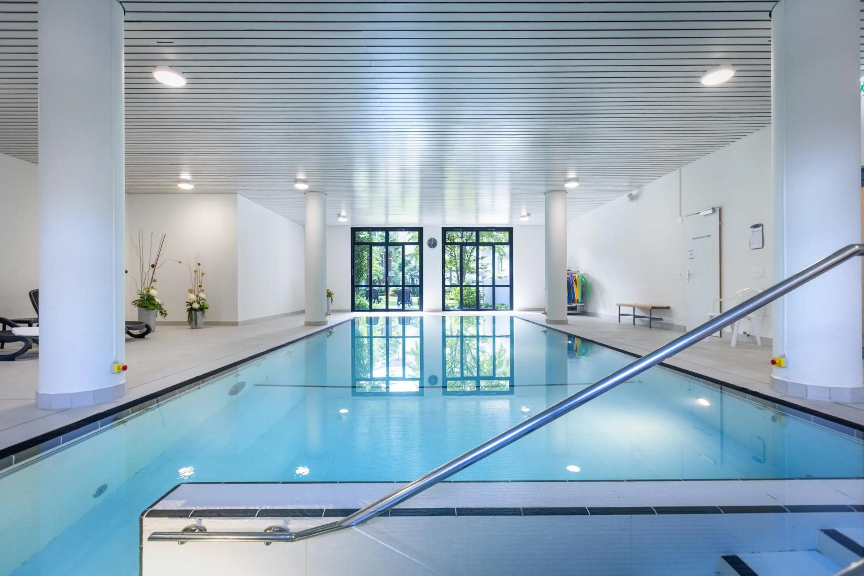 Pool view in Tertianum Residenza Al Lido - Appartements & Restaurant