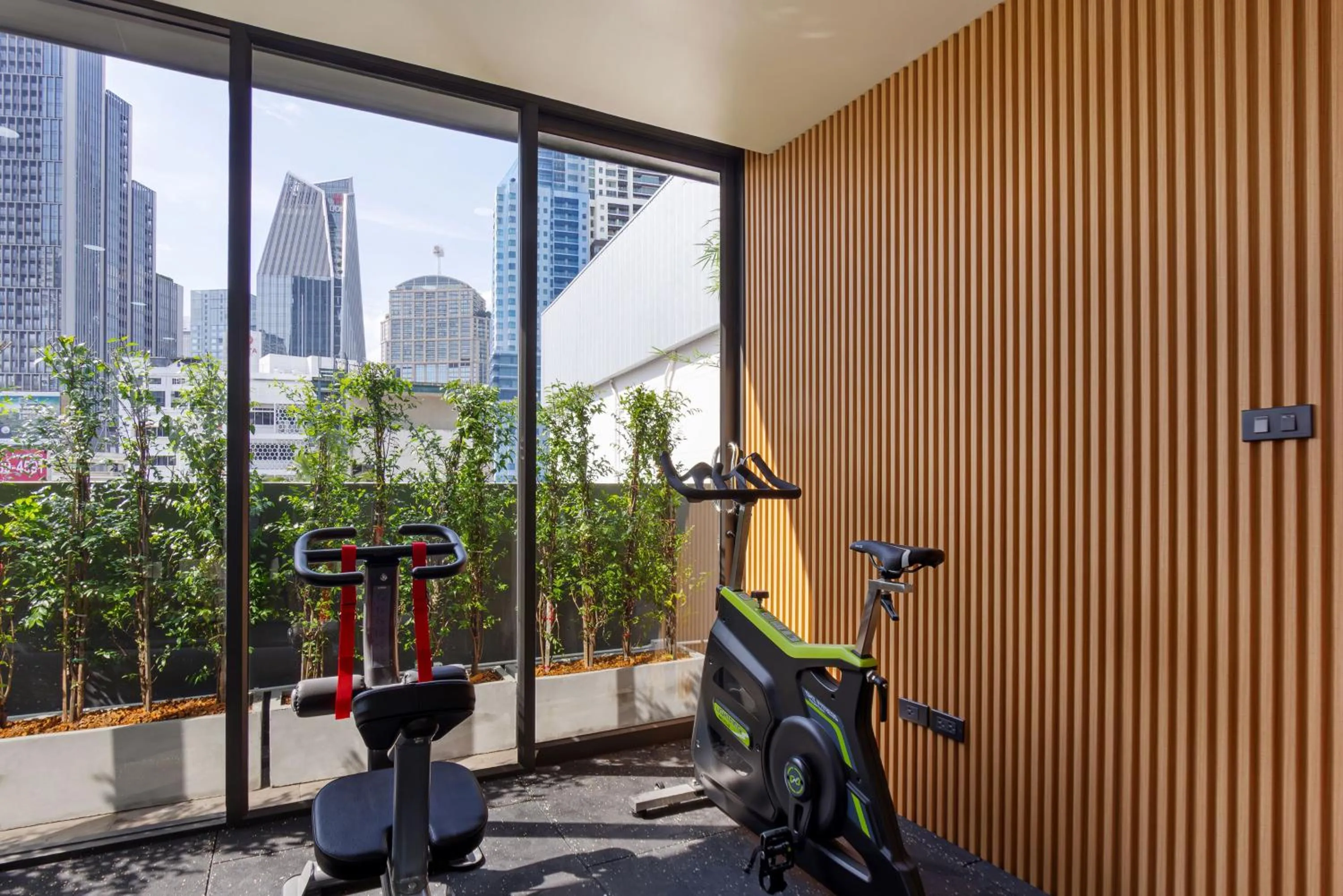 Fitness centre/facilities in Aquila Hotel Bangkok