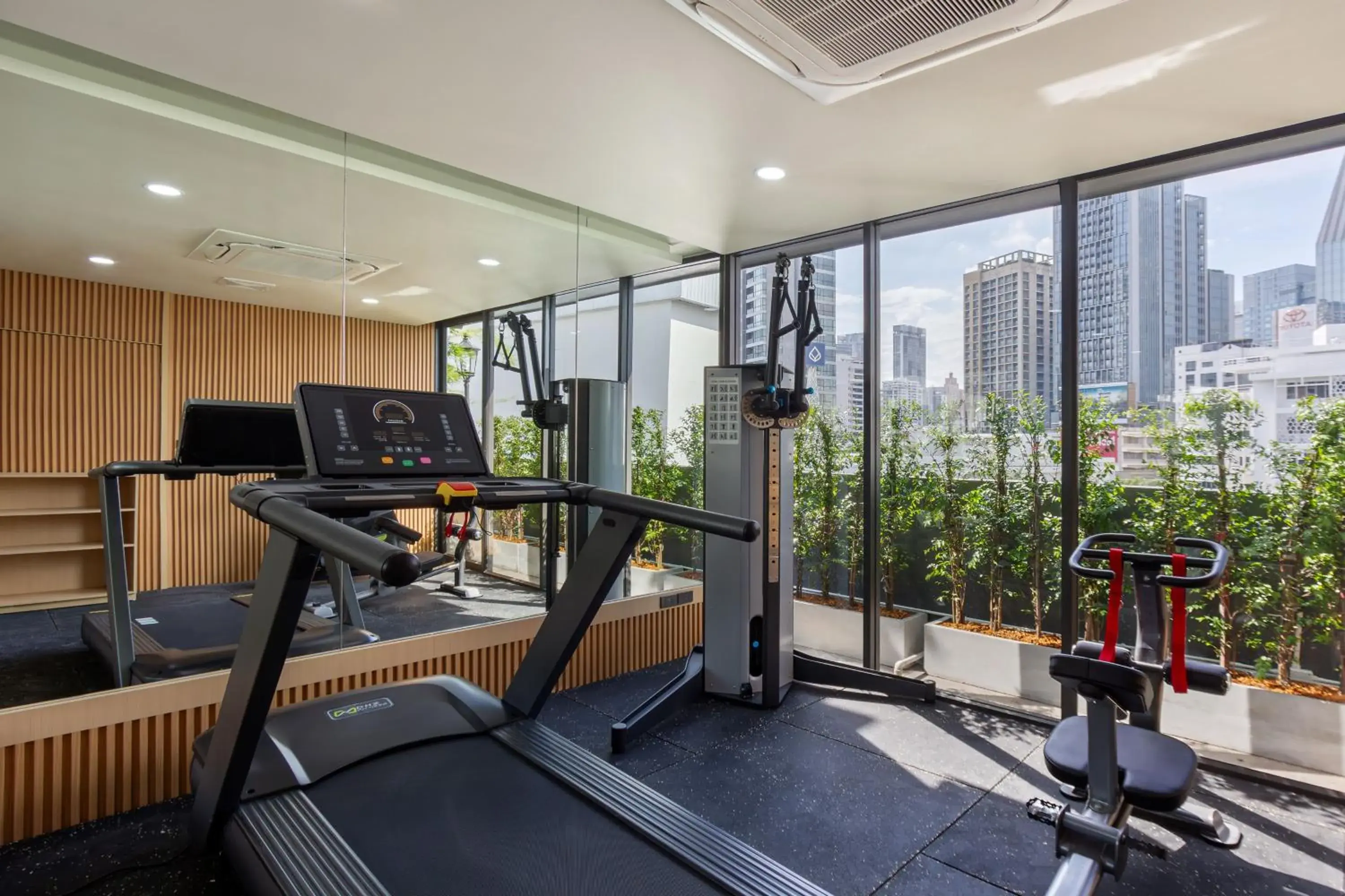 Fitness centre/facilities in Aquila Hotel Bangkok Fitness centre/facilities in Aquila Hotel Bangkok