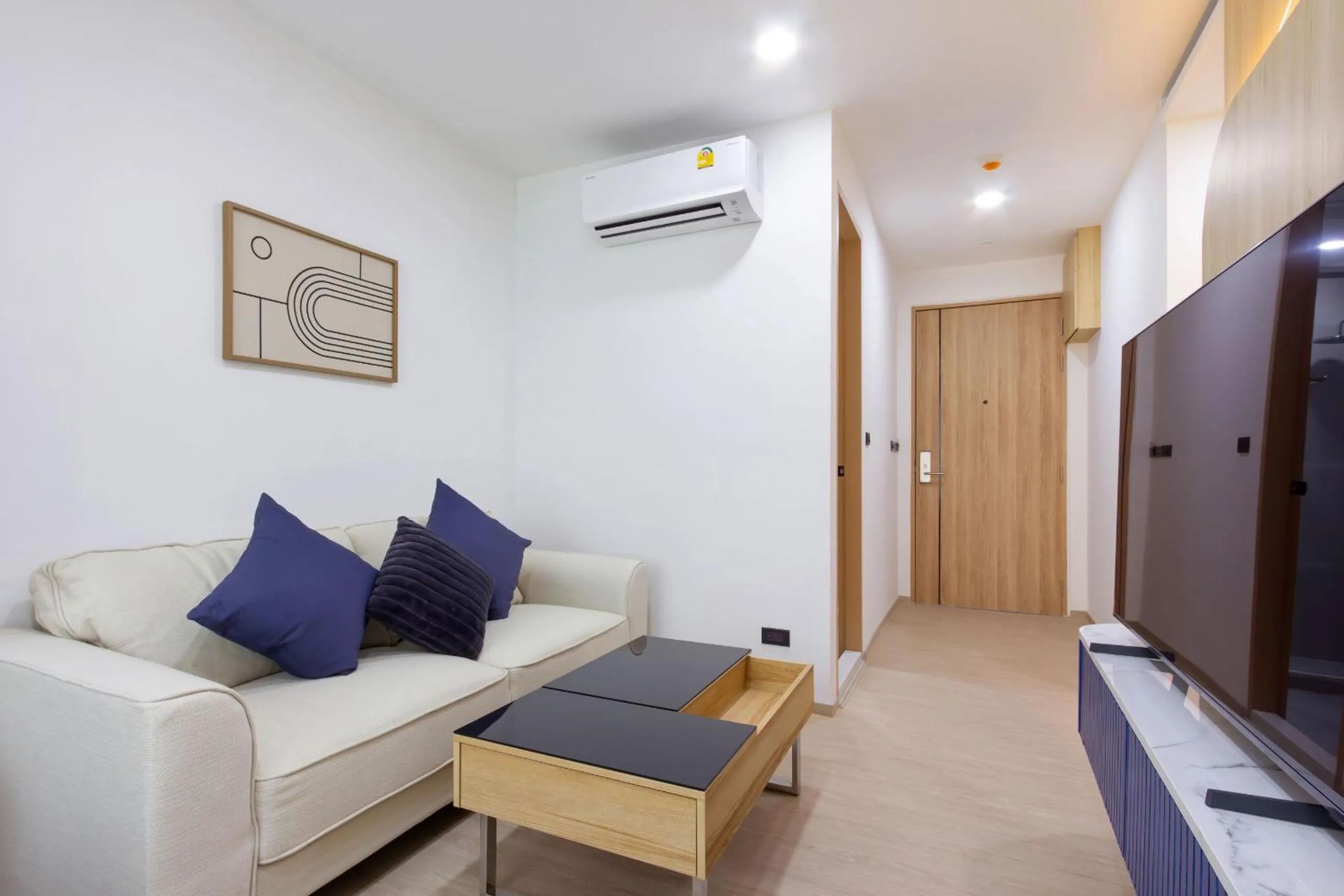 Seating area in Aquila Hotel Bangkok