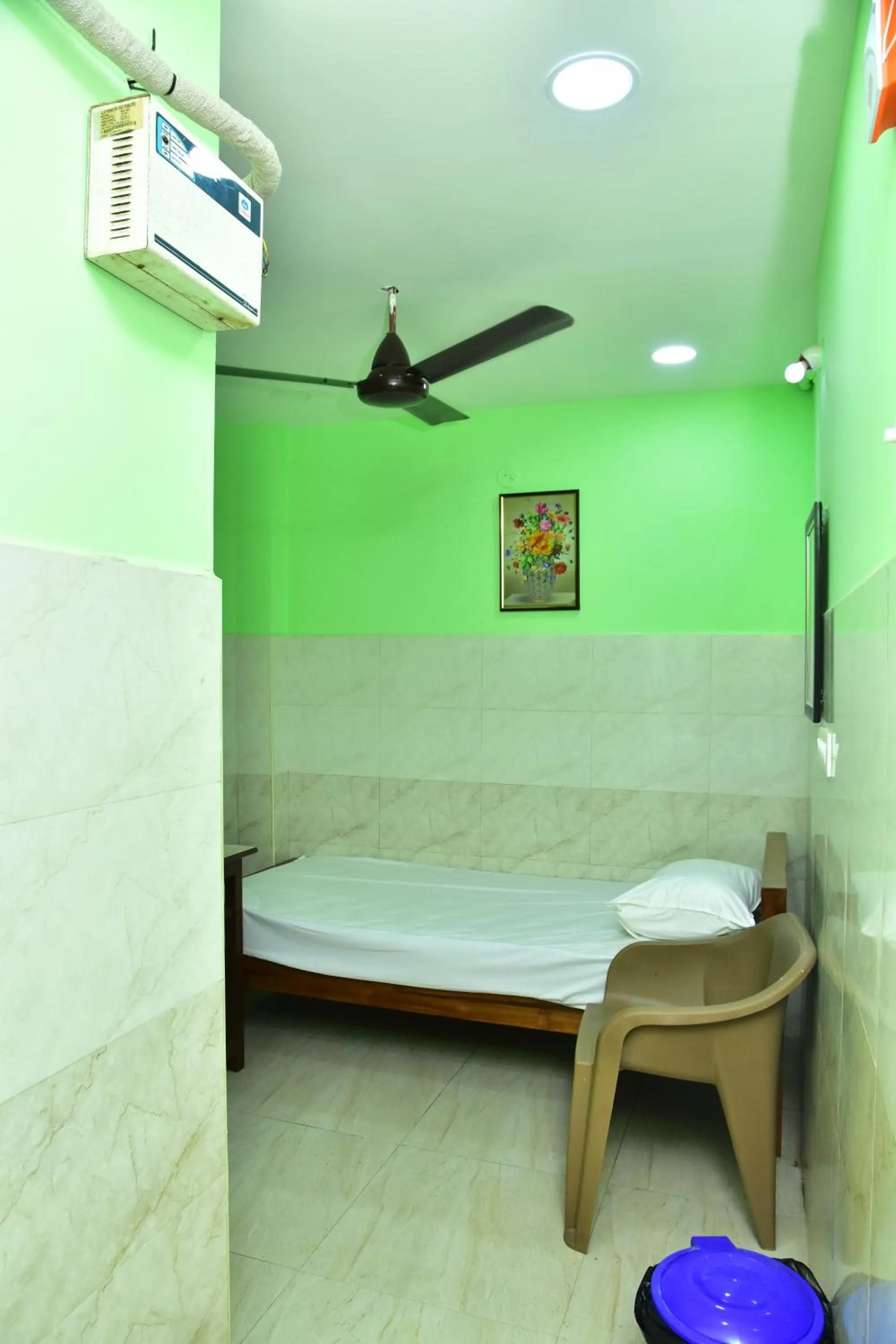 Bedroom in Sri Tirumalaa Hotel
