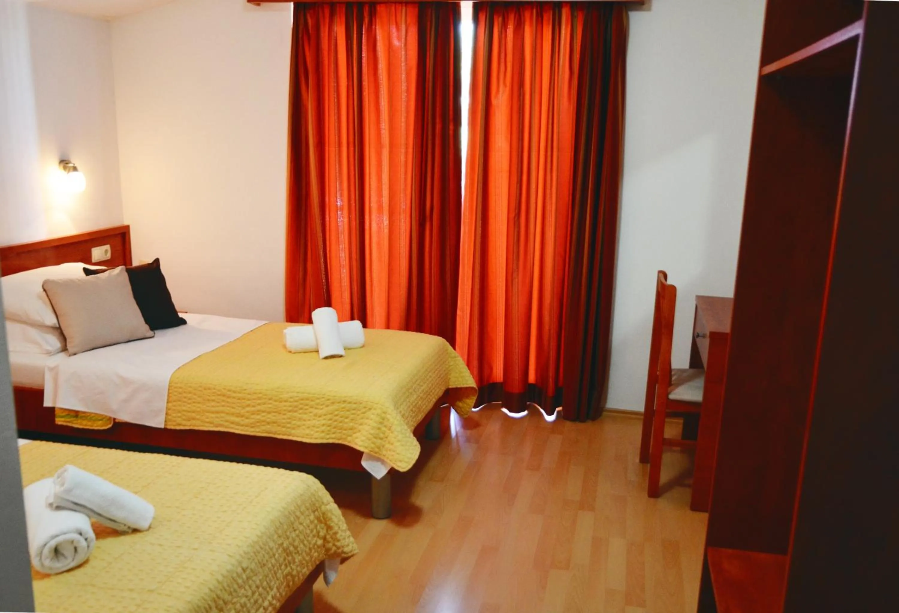 Photo of the whole room, Bed in Hotel Quattro Medjugorje