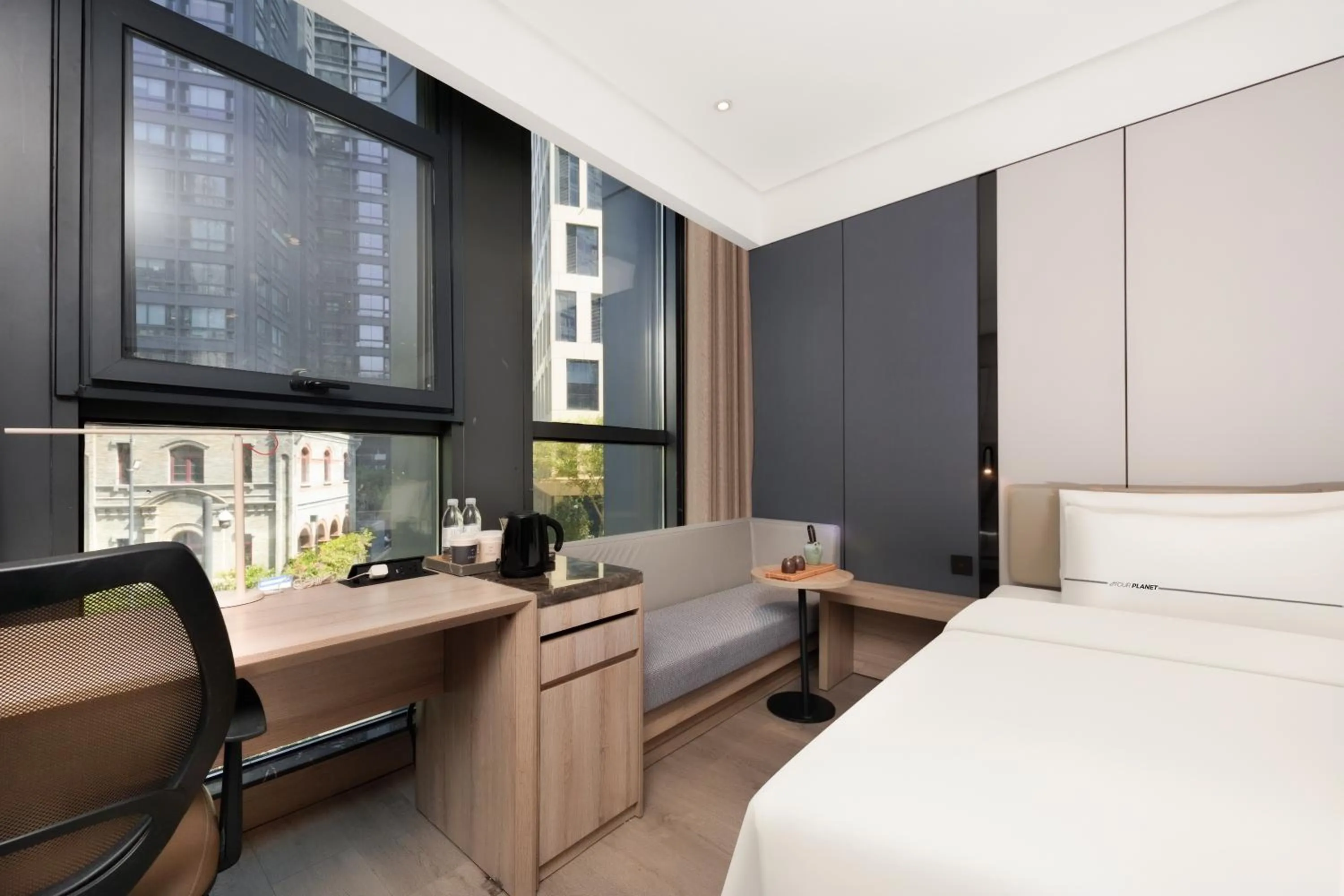 Bed in Atour Hotel Hangzhou Qianjiang New Town Qianjiang Road