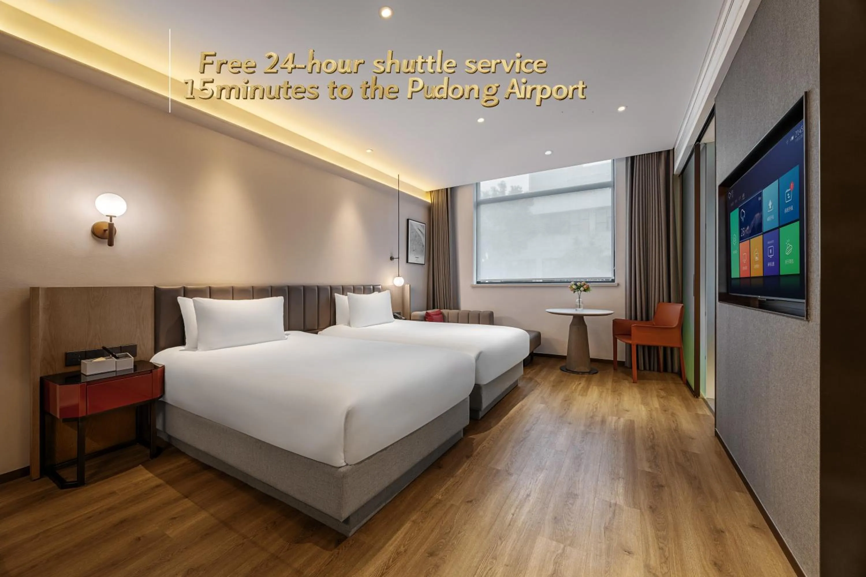 Photo of the whole room, Bed in Ramadaencore By Wyndham Shanghai Pud ong Airport -Provide free 24hour shuttle bus service for airport pick-up and drop-off at Pud ong Airport
