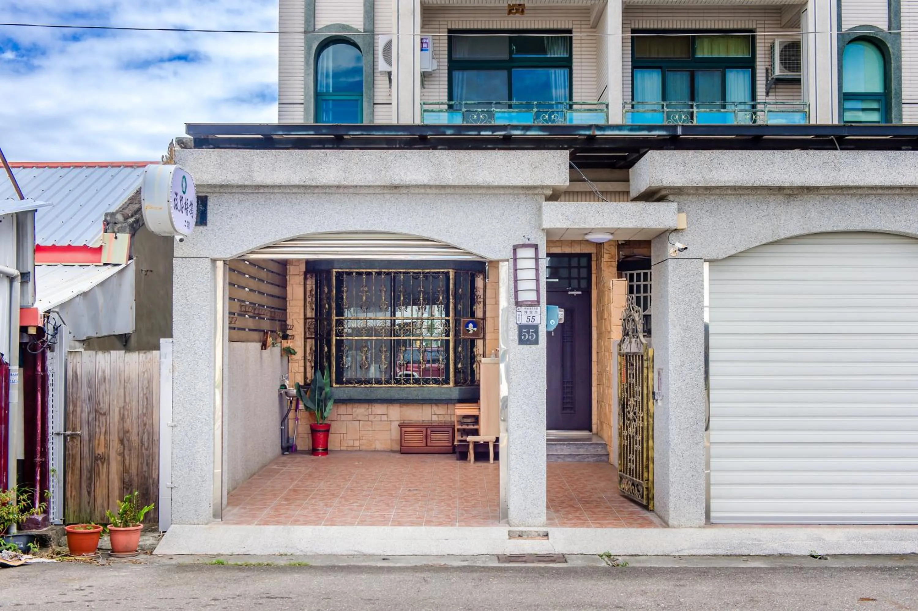 Property building in Sakura B&B