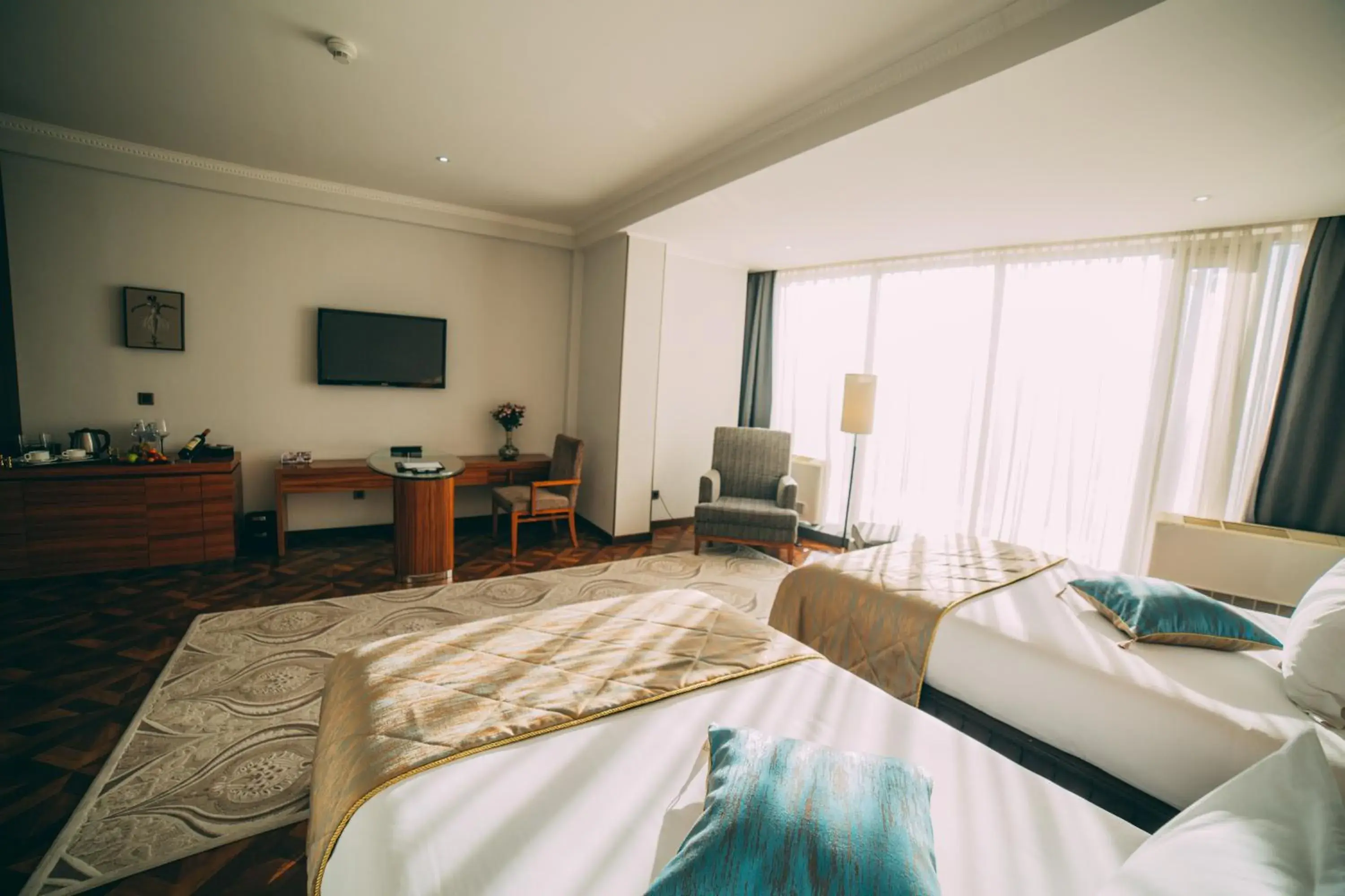 Deluxe Twin Room in Damas International Hotel Deluxe Twin Room in Damas International Hotel
