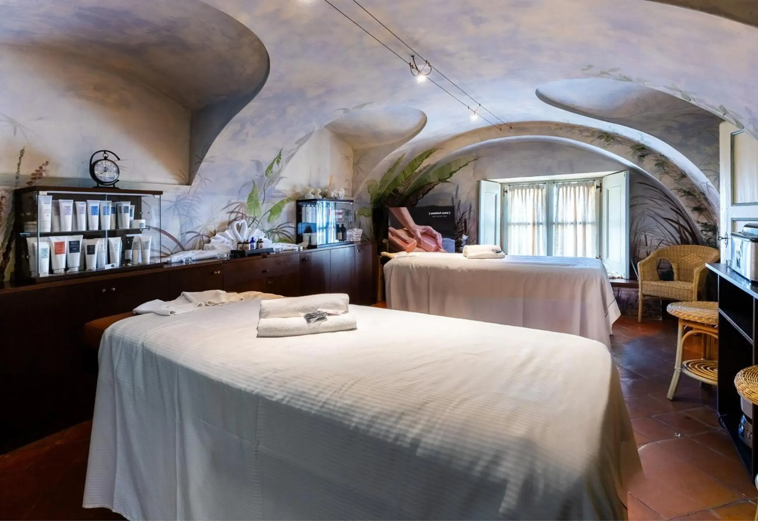Spa and wellness centre/facilities, Bed in Castello di Guarene Spa and wellness centre/facilities, Bed in Castello di Guarene