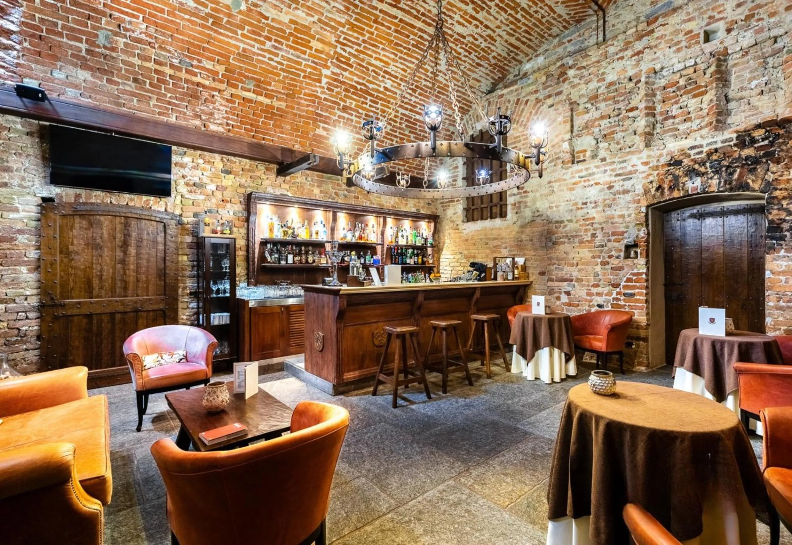 Lounge or bar in Castello di Guarene