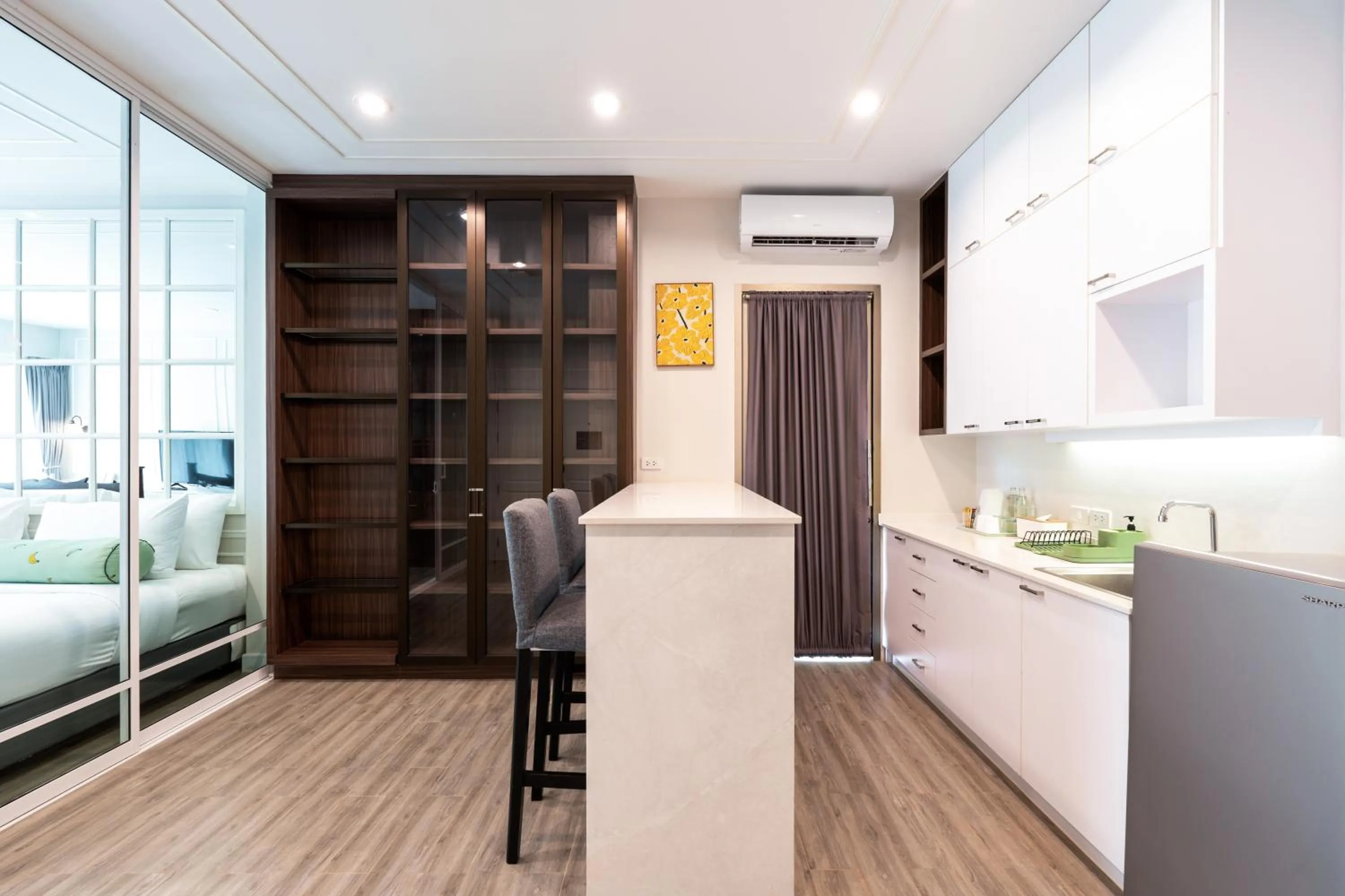 Kitchen or kitchenette in Blu Monkey Pooltara Krabi Hotel & Villas Pet Friendly