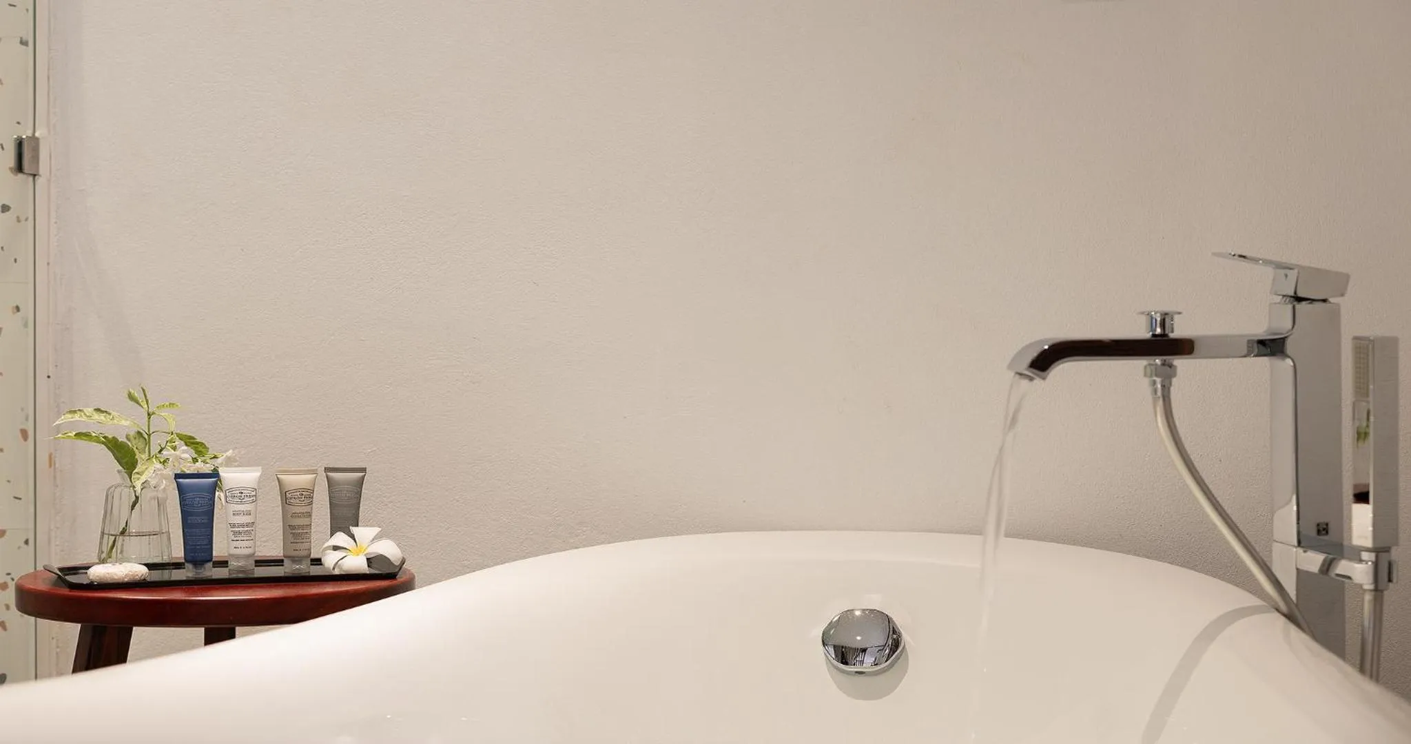 Bathroom in U Luang Prabang