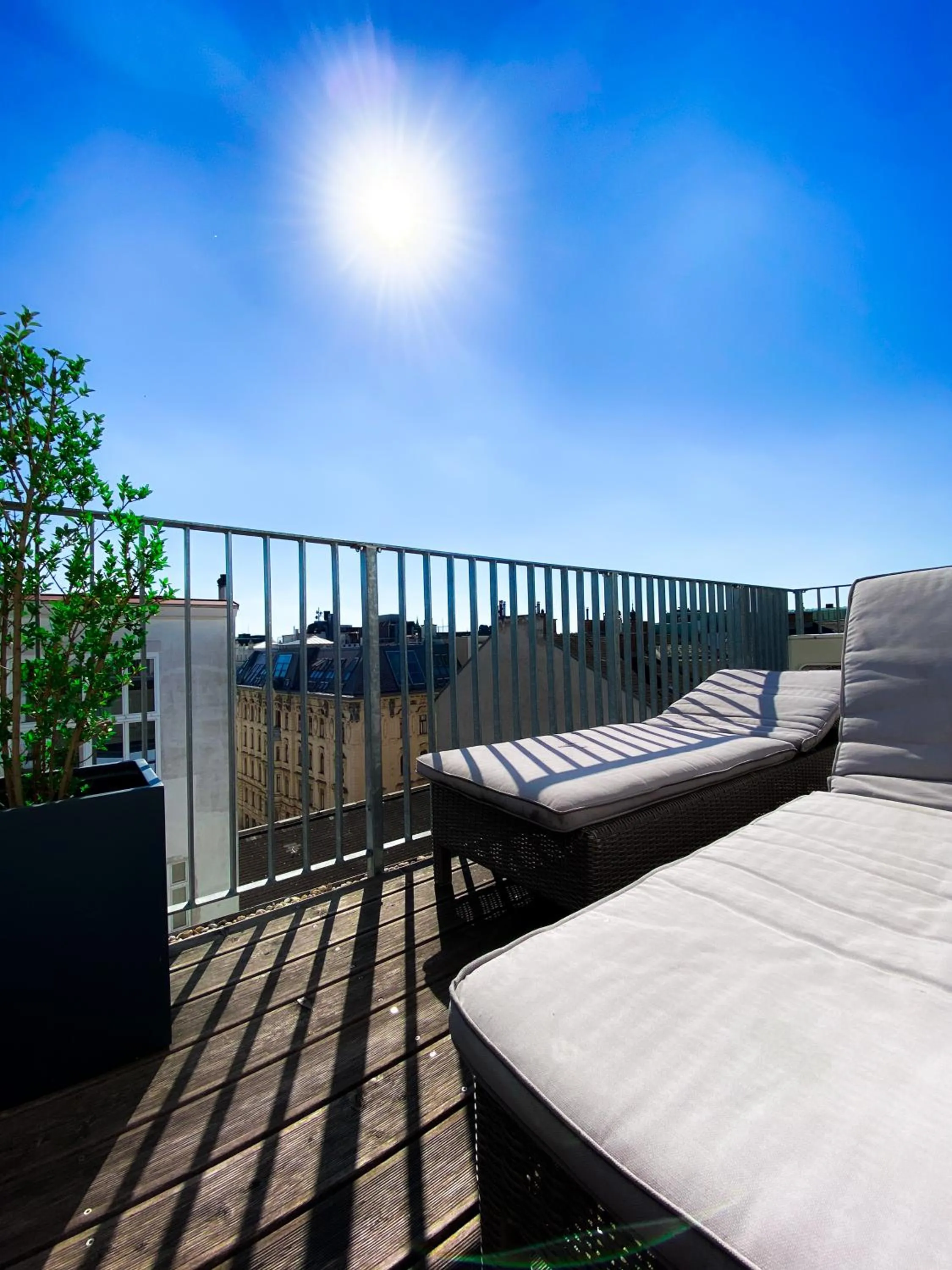 Balcony/Terrace in Abieshomes Serviced Apartments - Votivpark