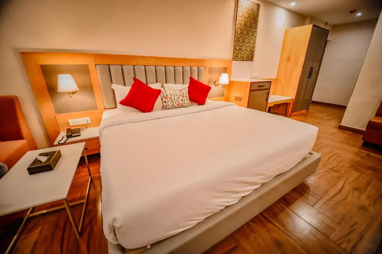 Photo of the whole room, Bed in Hotel Aviral Ganga Photo of the whole room, Bed in Hotel Aviral Ganga