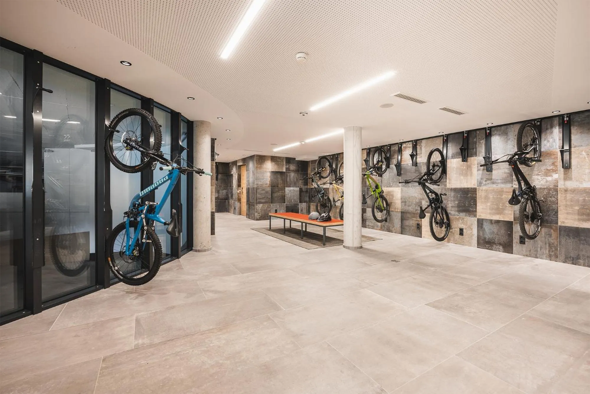 Cycling in Hotel Fisserhof