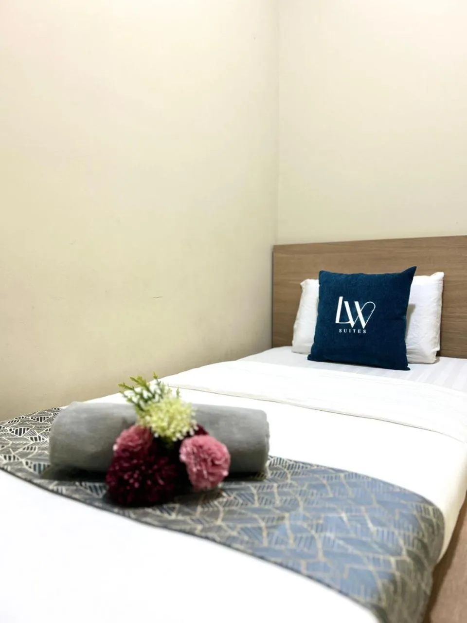 Bed in Sutera Avenue Kota Kinabalu City Centre LW Suites