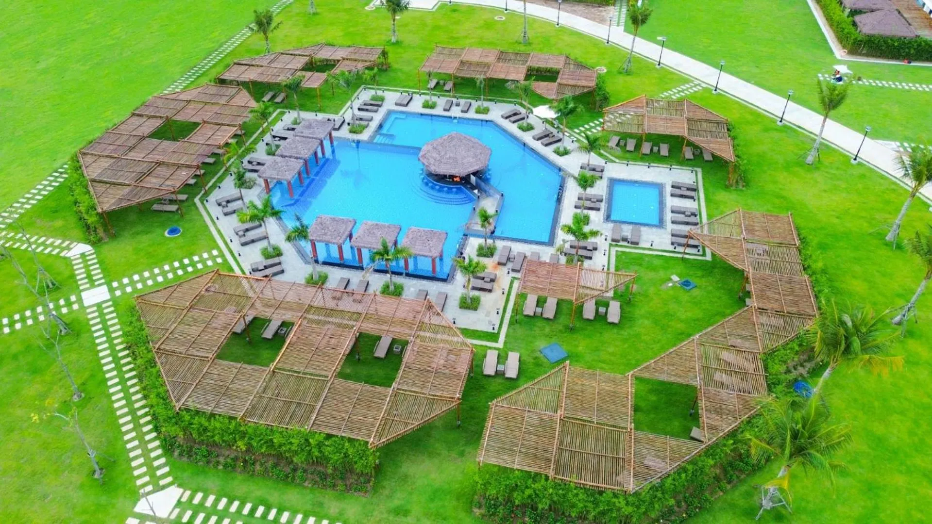 Swimming pool in SBH Gloria Hue