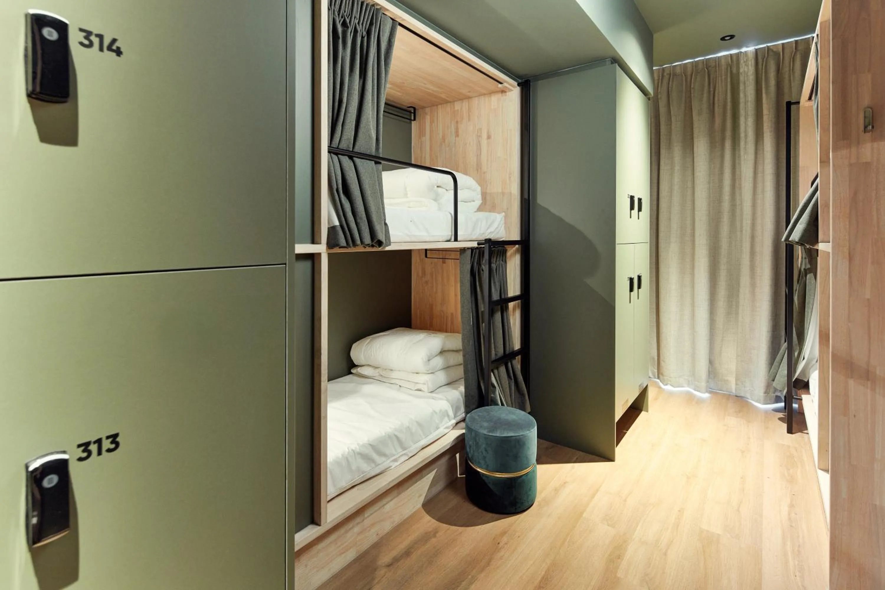 Photo of the whole room, Bed in The Elephant Hostel