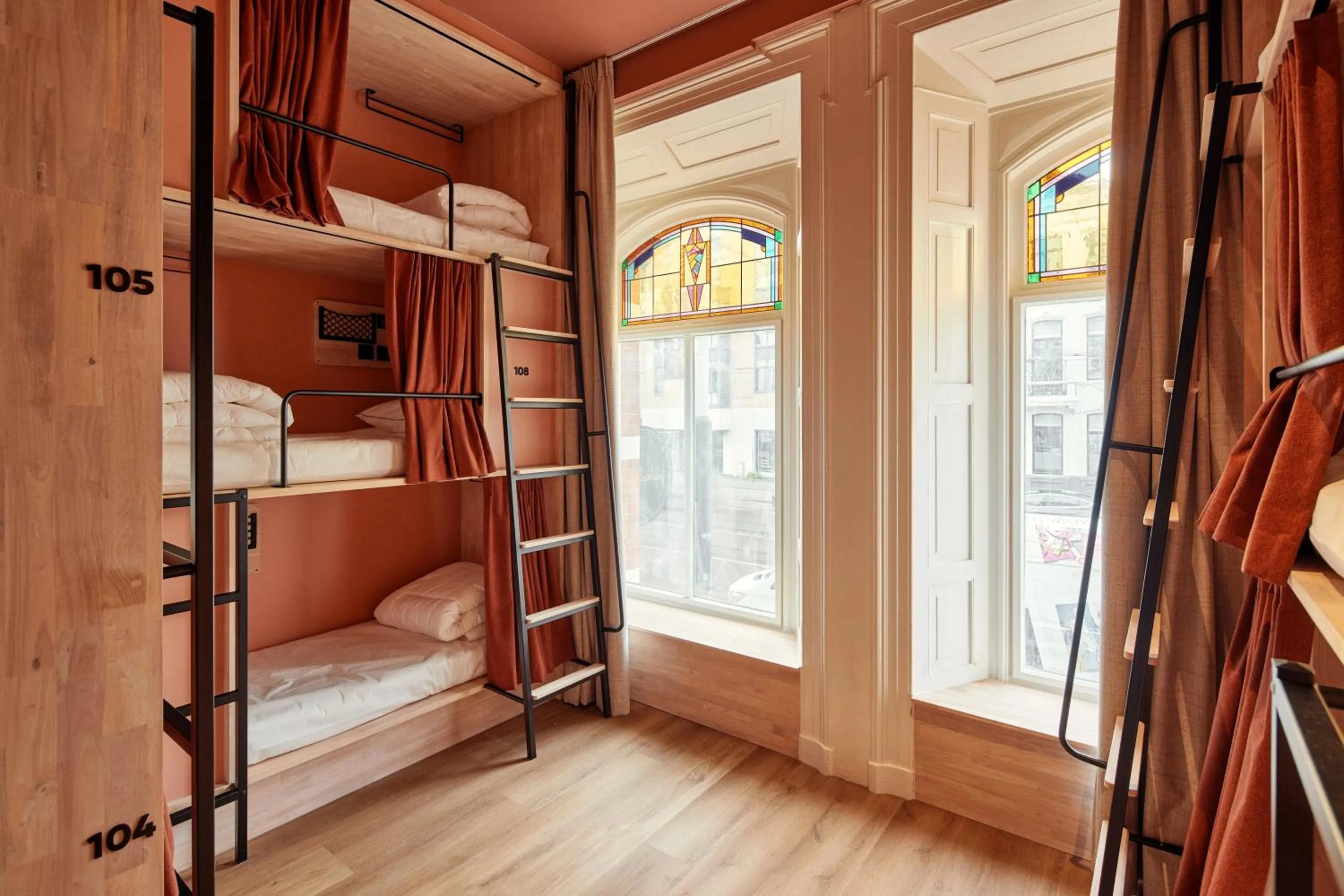 Photo of the whole room, Bed in The Elephant Hostel