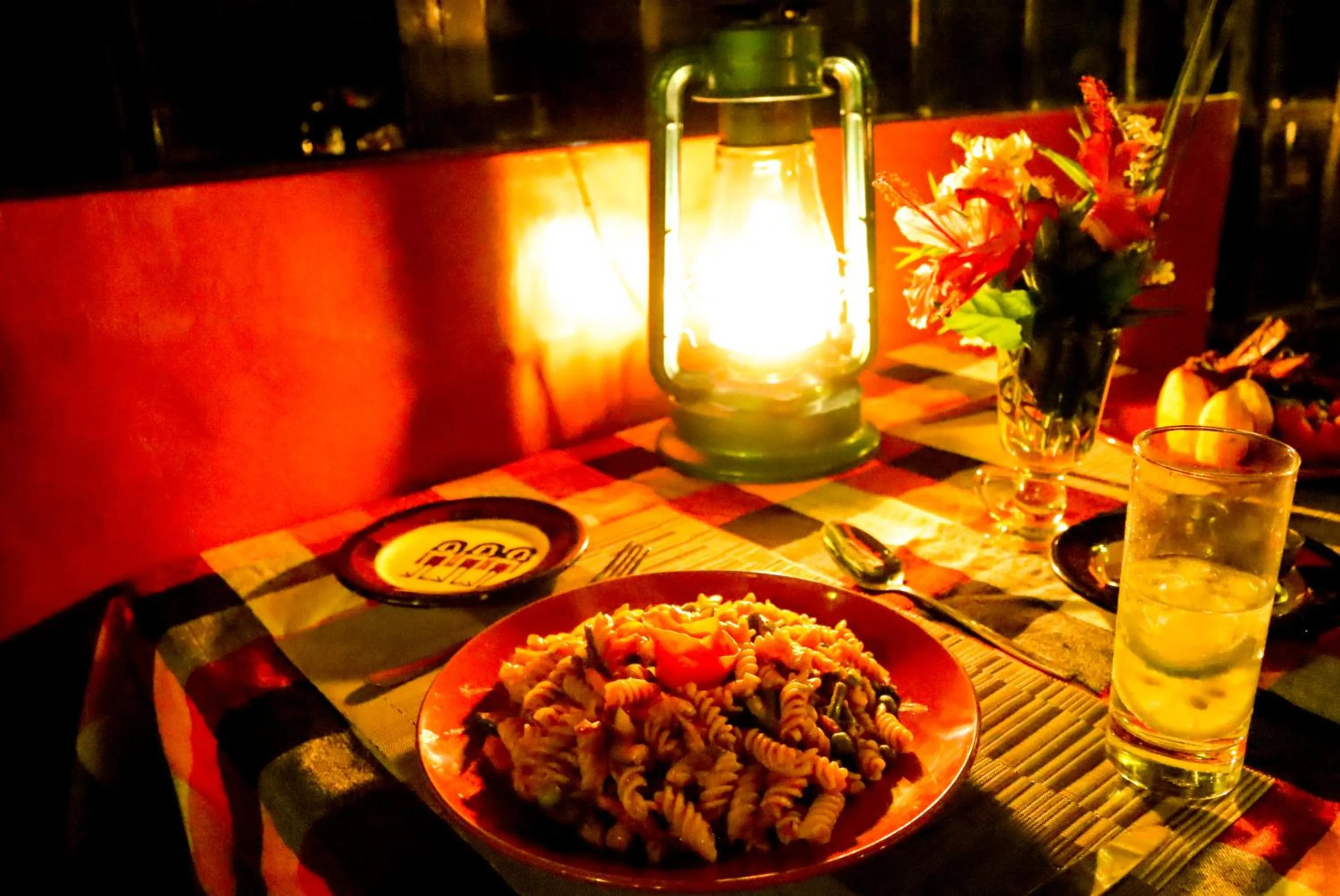 Food and drinks in Maili Saba Camp