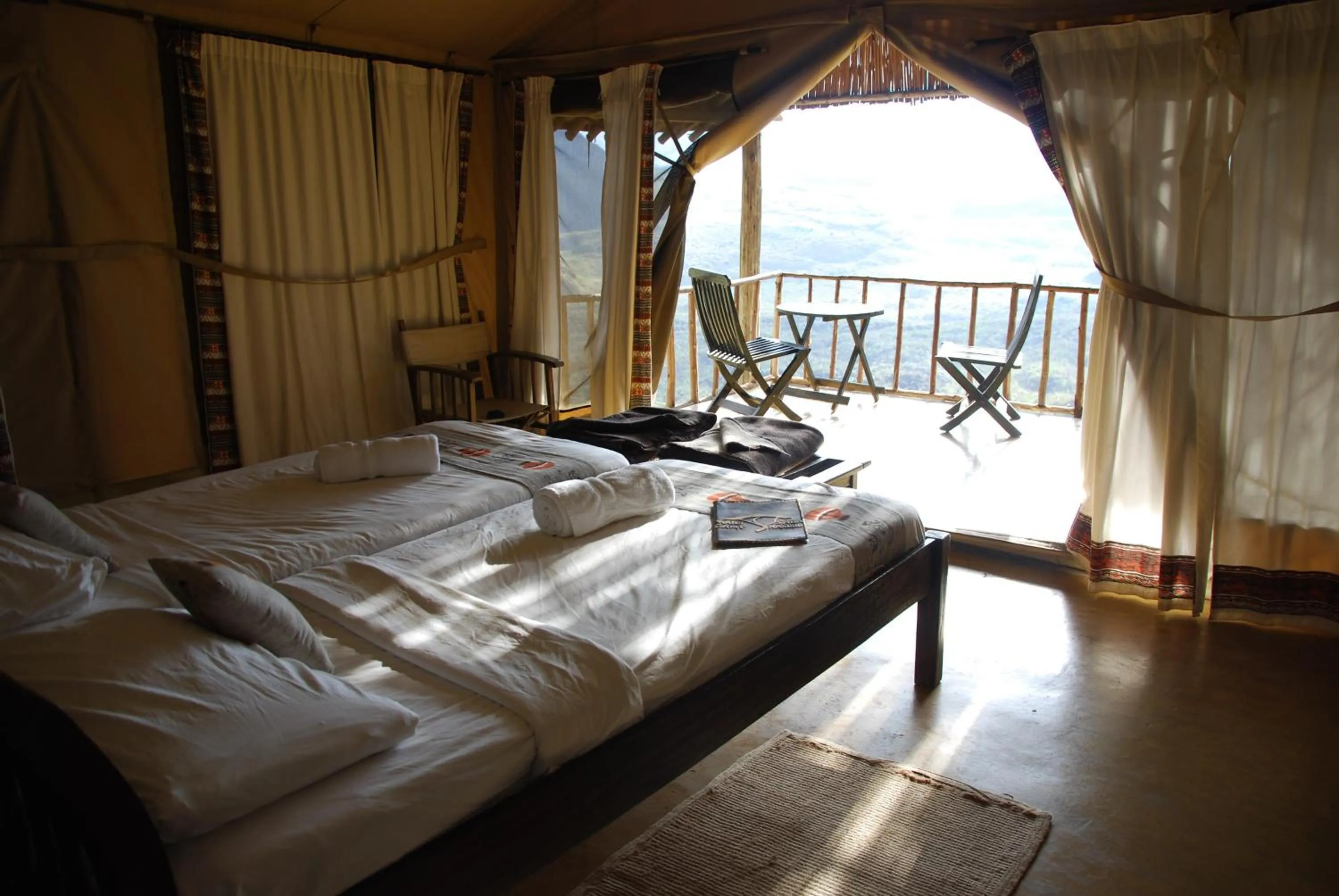 Bedroom, Bed in Maili Saba Camp