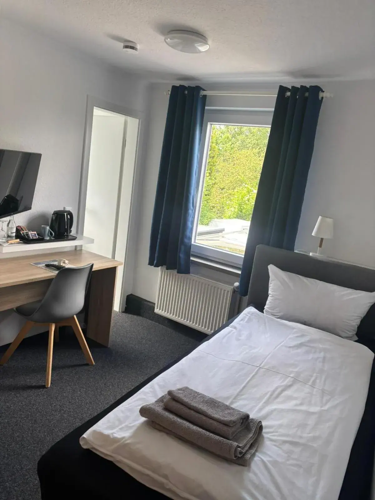 En Suite Single Room - single occupancy in Hotel Restaurant Harrier Hof En Suite Single Room - single occupancy in Hotel Restaurant Harrier Hof