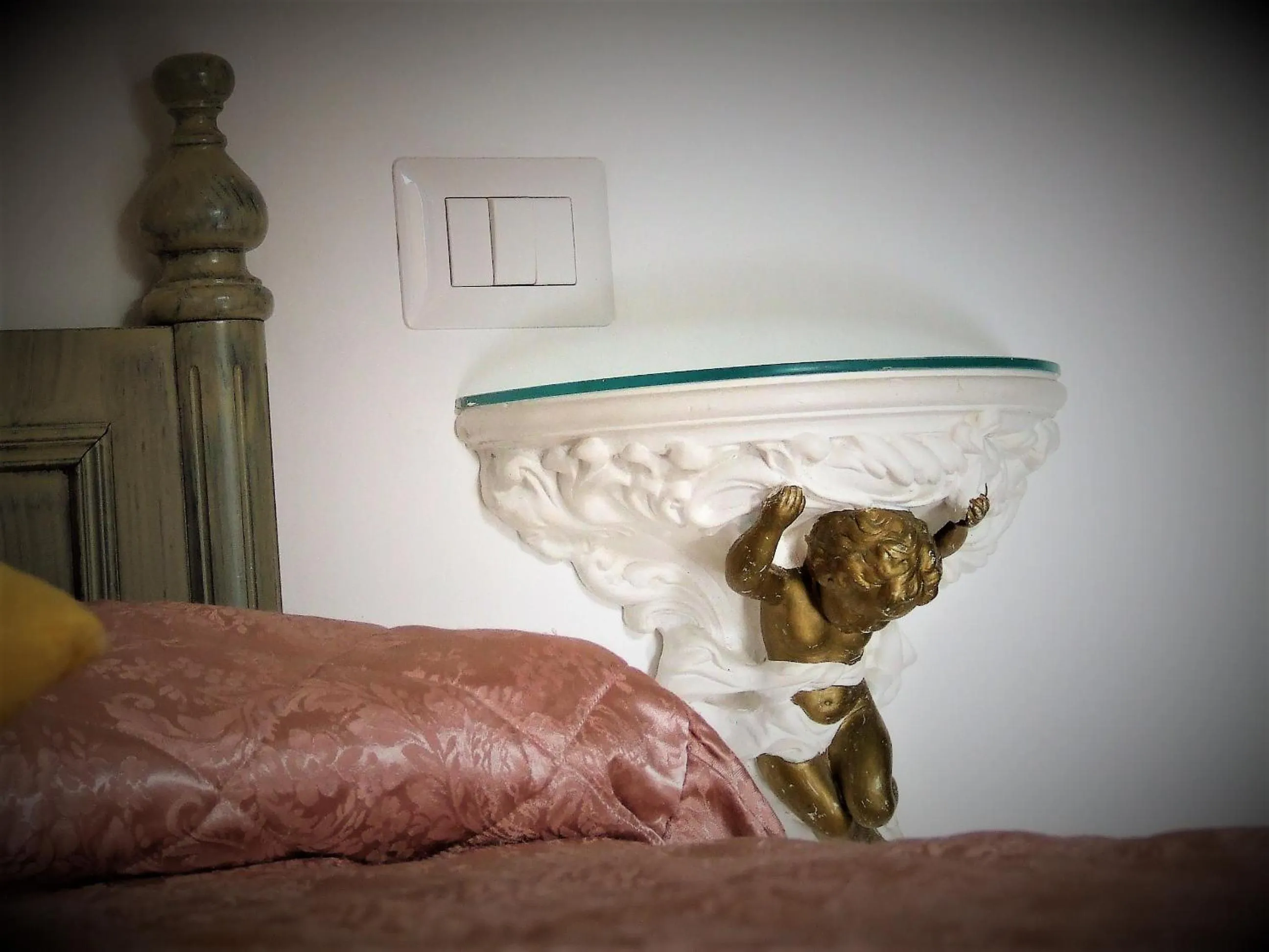 Decorative detail, Bed in Casa Cipriani