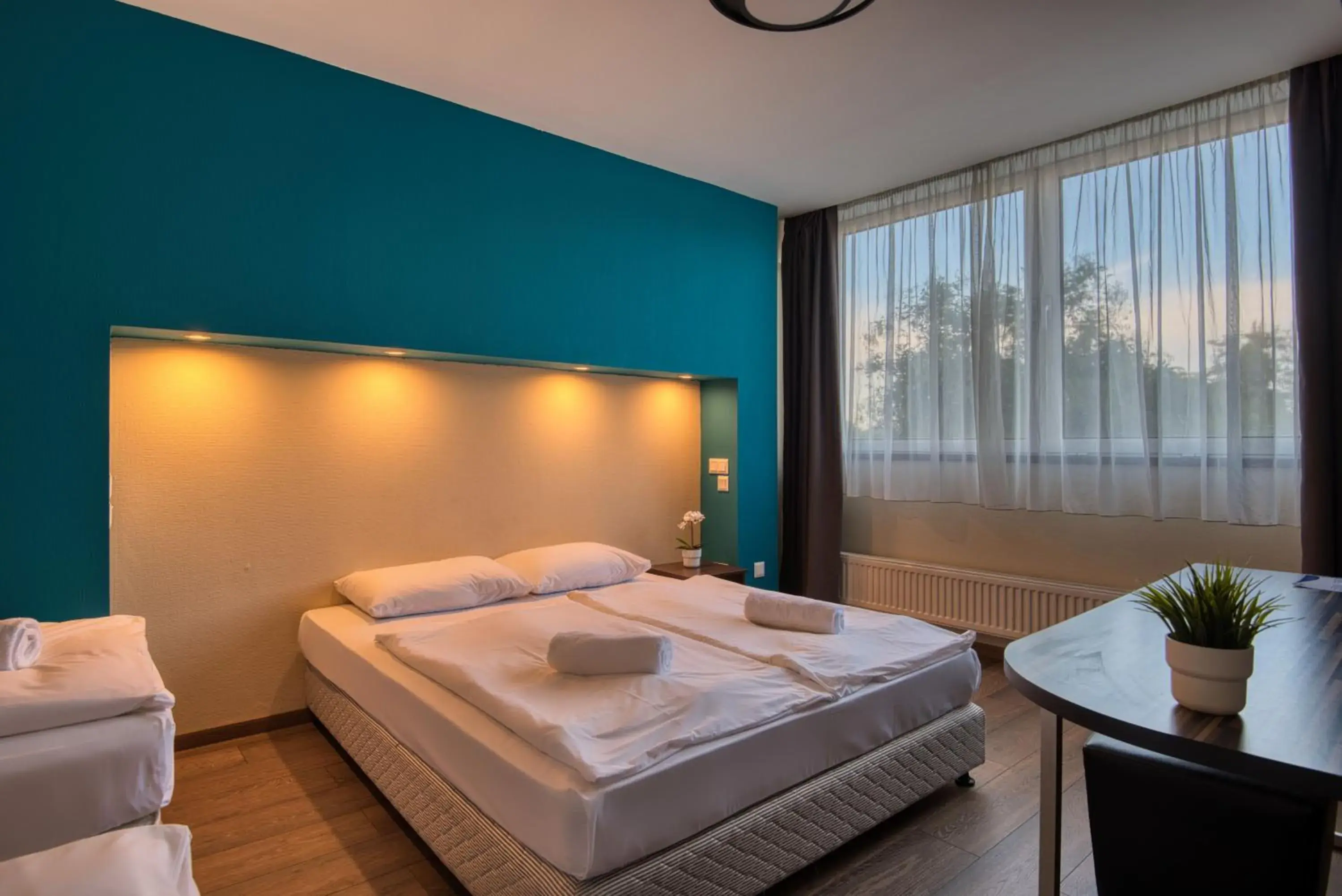 Bedroom, Bed in City Budget Hotel Bedroom, Bed in City Budget Hotel