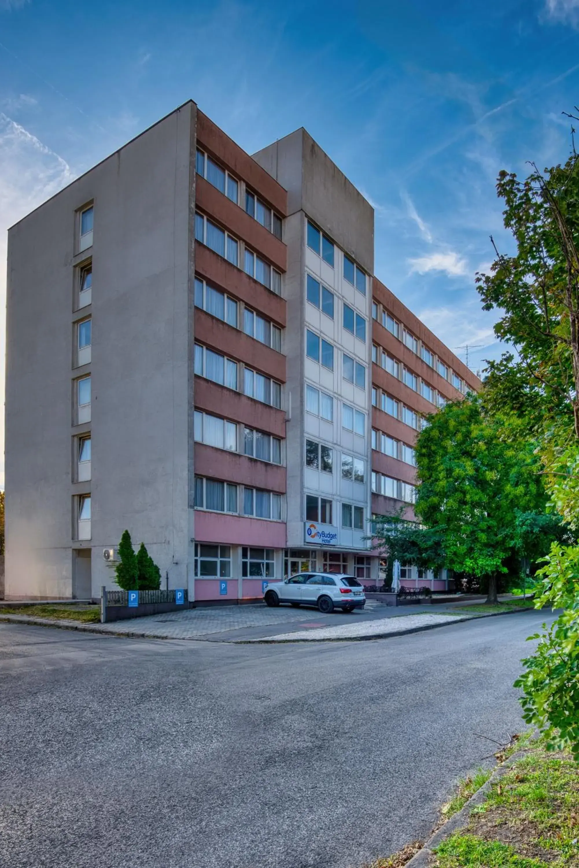 Property building in City Budget Hotel Property building in City Budget Hotel