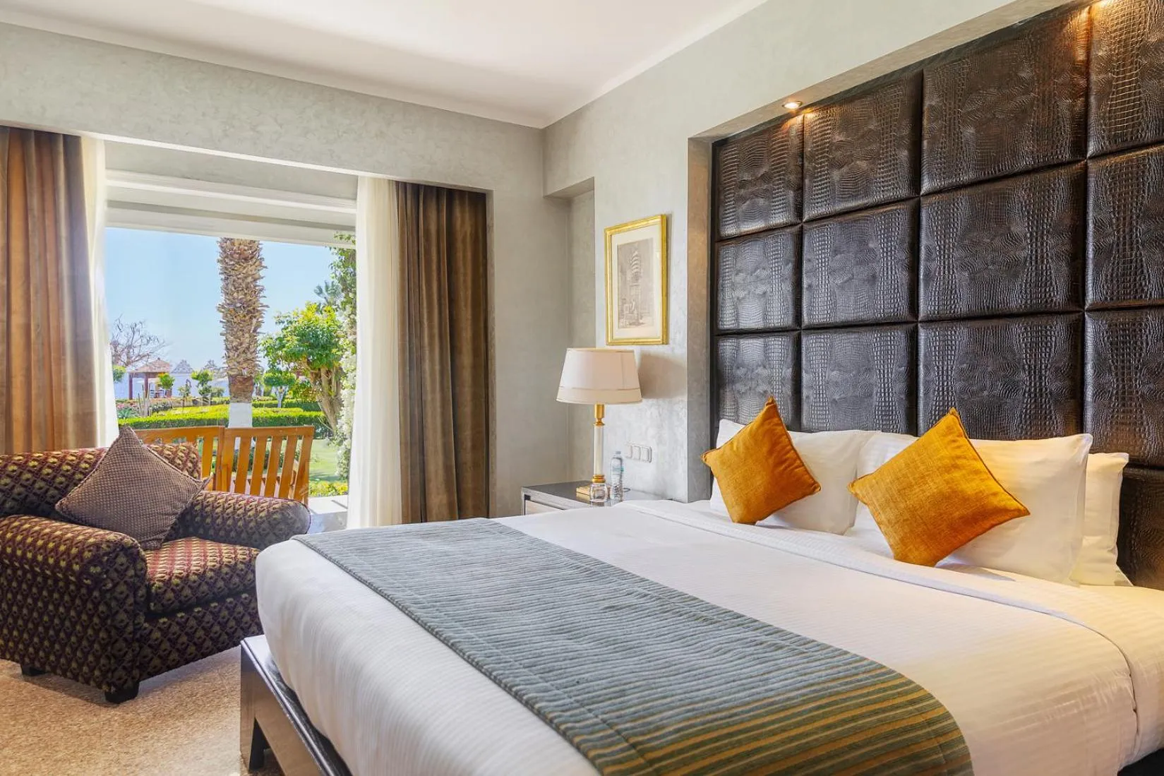 Bedroom, Bed in Royal Monte-Carlo Sharm Resort & SPA