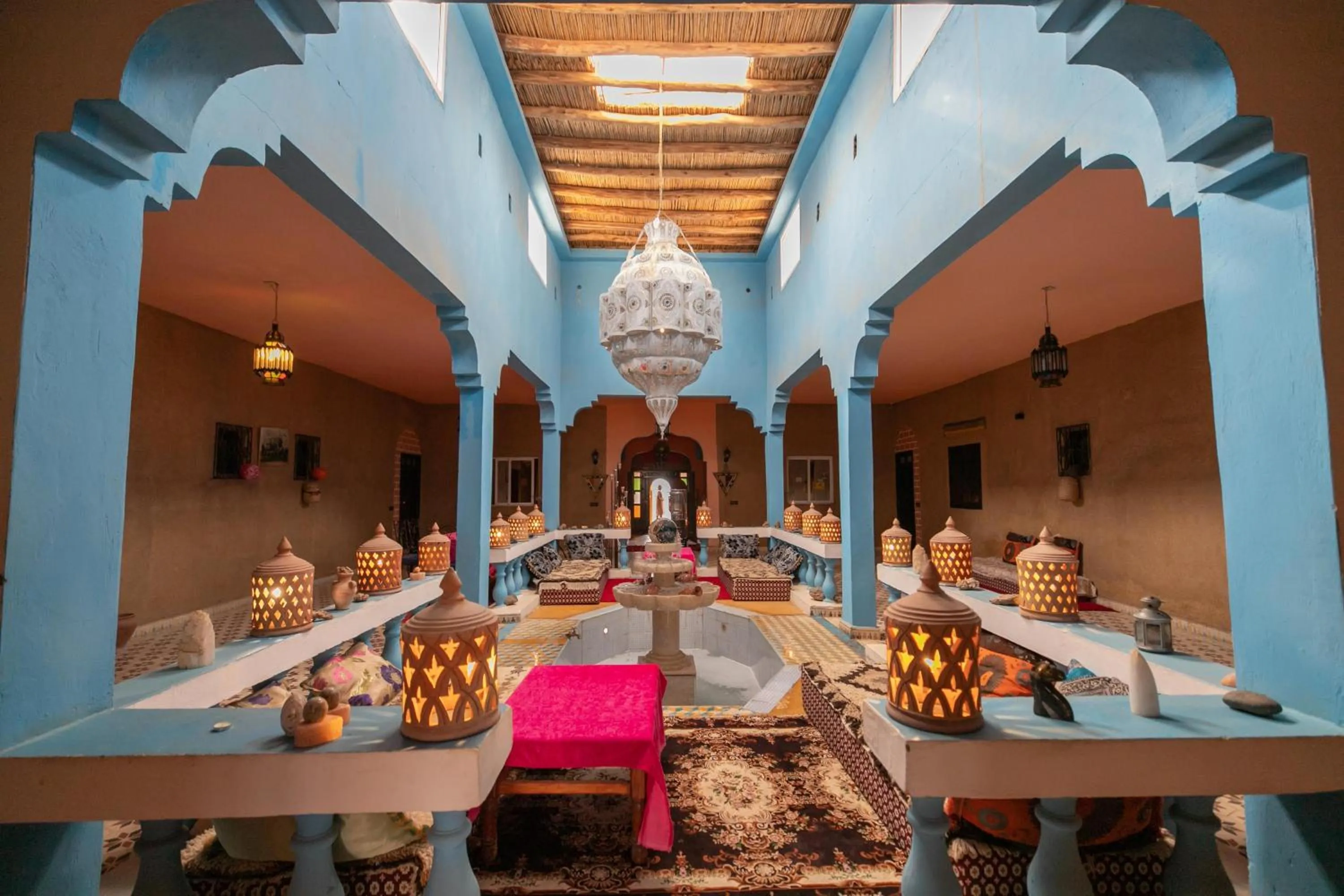 Restaurant/places to eat in Kasbah Du Berger & Piscine