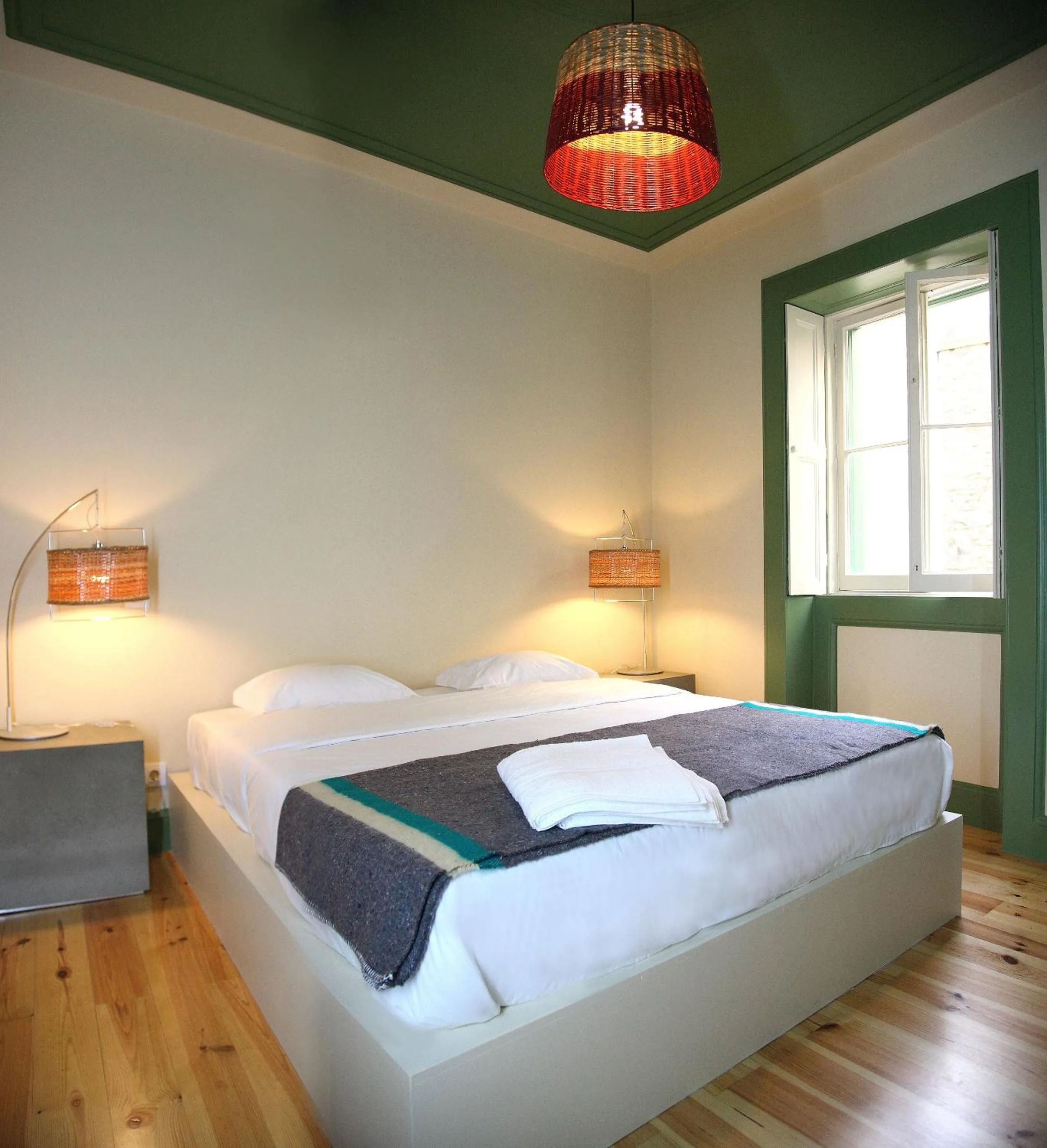 Bed in 29 Madeira Hostel