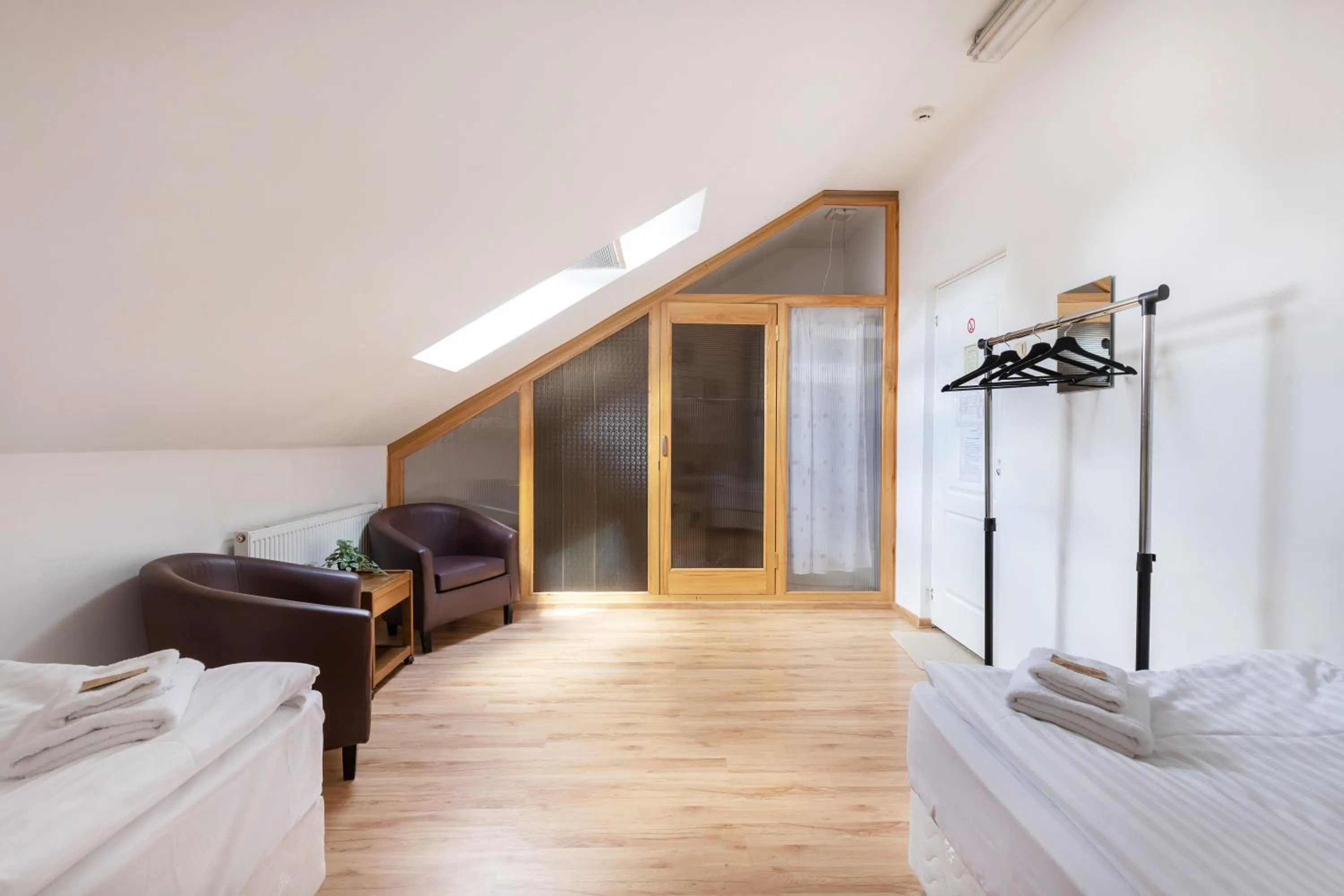 Seating area, Bed in Avanti apgyvendinimas-restoranas