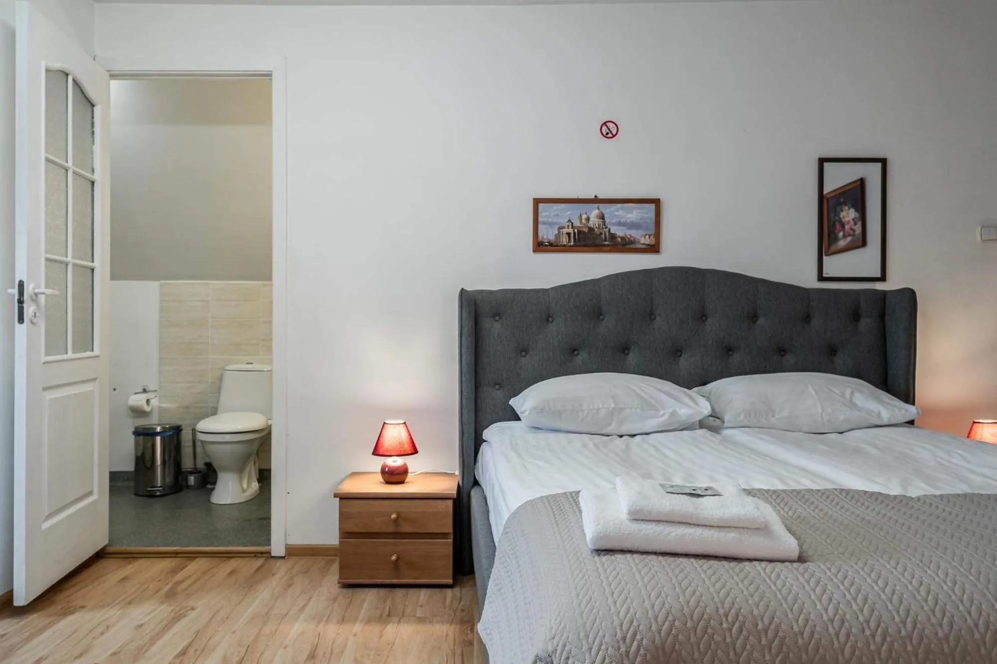 Bed in Avanti apgyvendinimas-restoranas