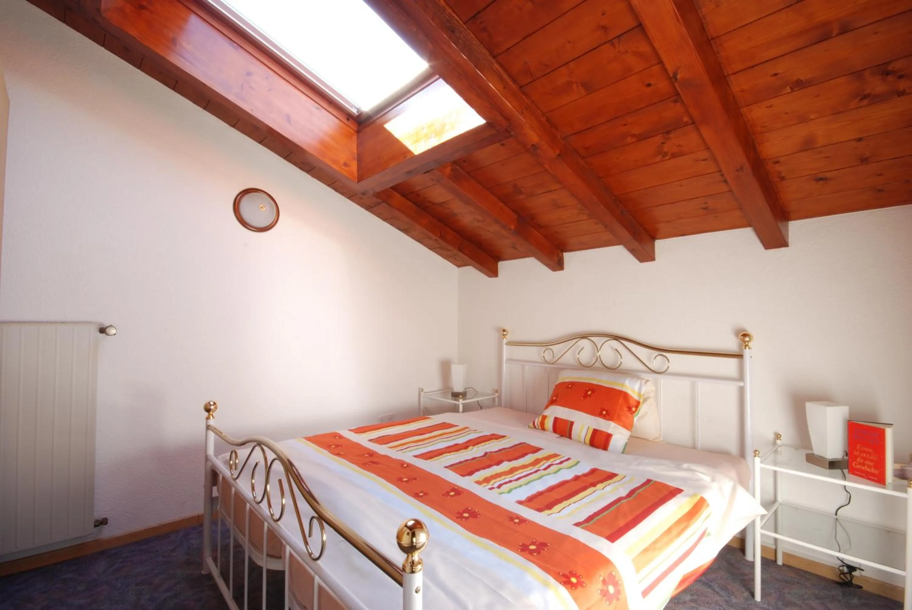 Photo of the whole room, Bed in Casa Esmeralda