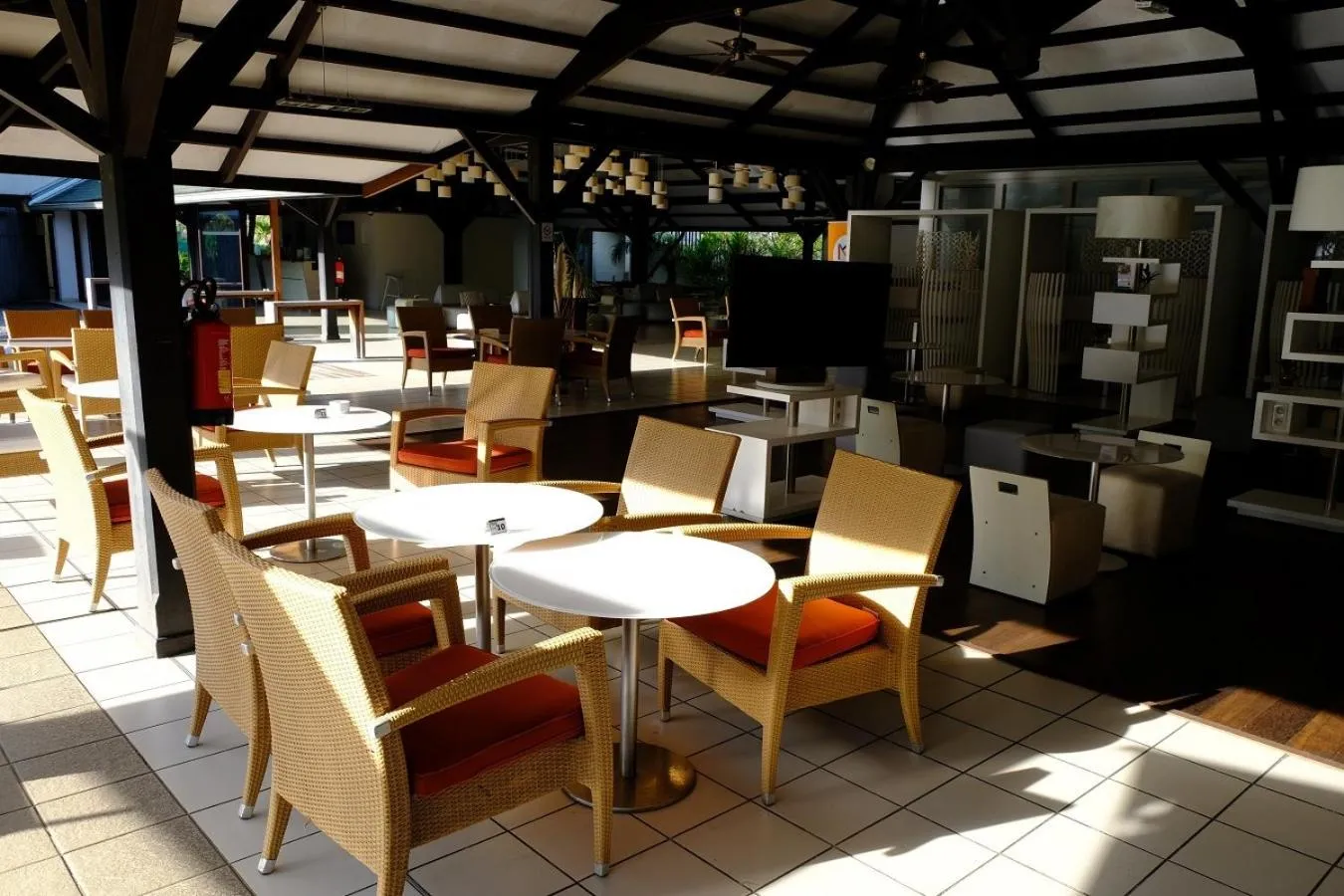 Restaurant/places to eat in Grand Hotel Montabo