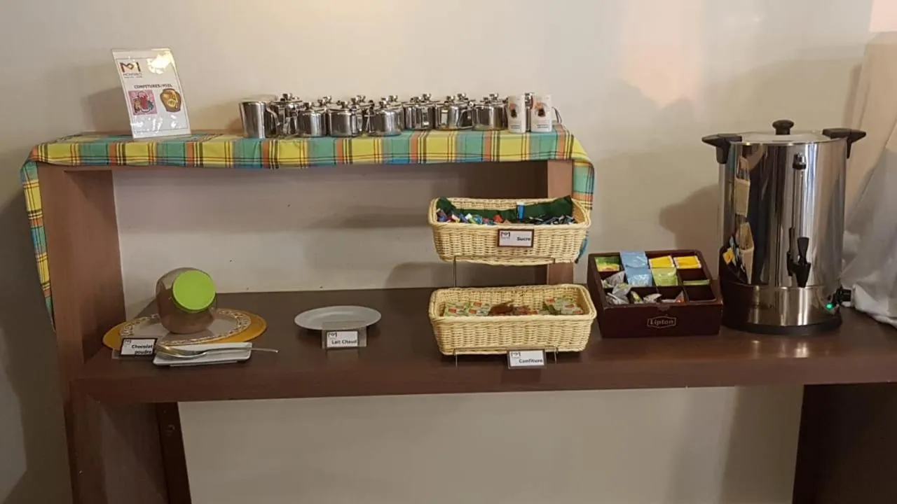 Buffet breakfast in Grand Hotel Montabo