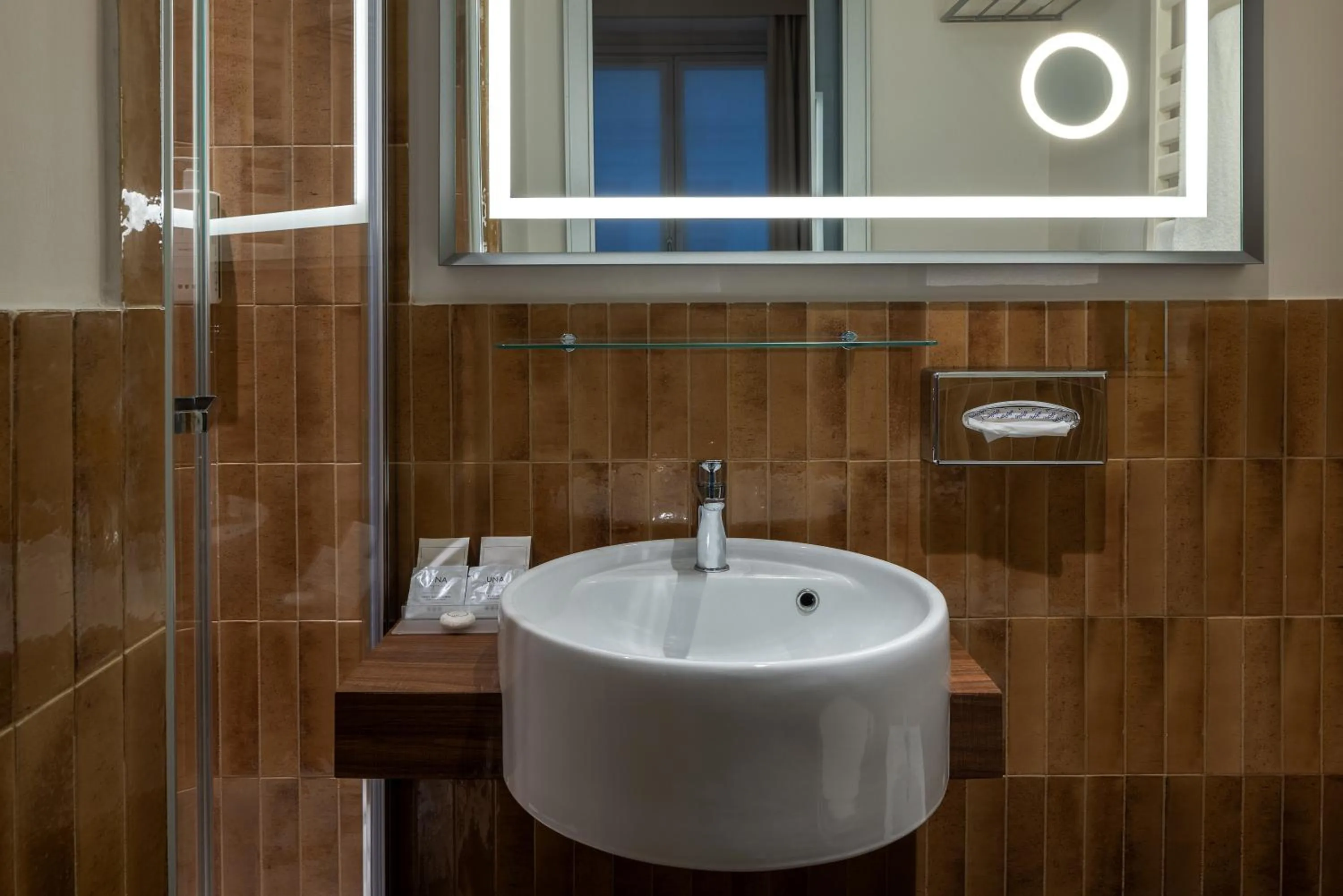 Bathroom in Maison Roma Piazza di Spagna UNA Esperienze