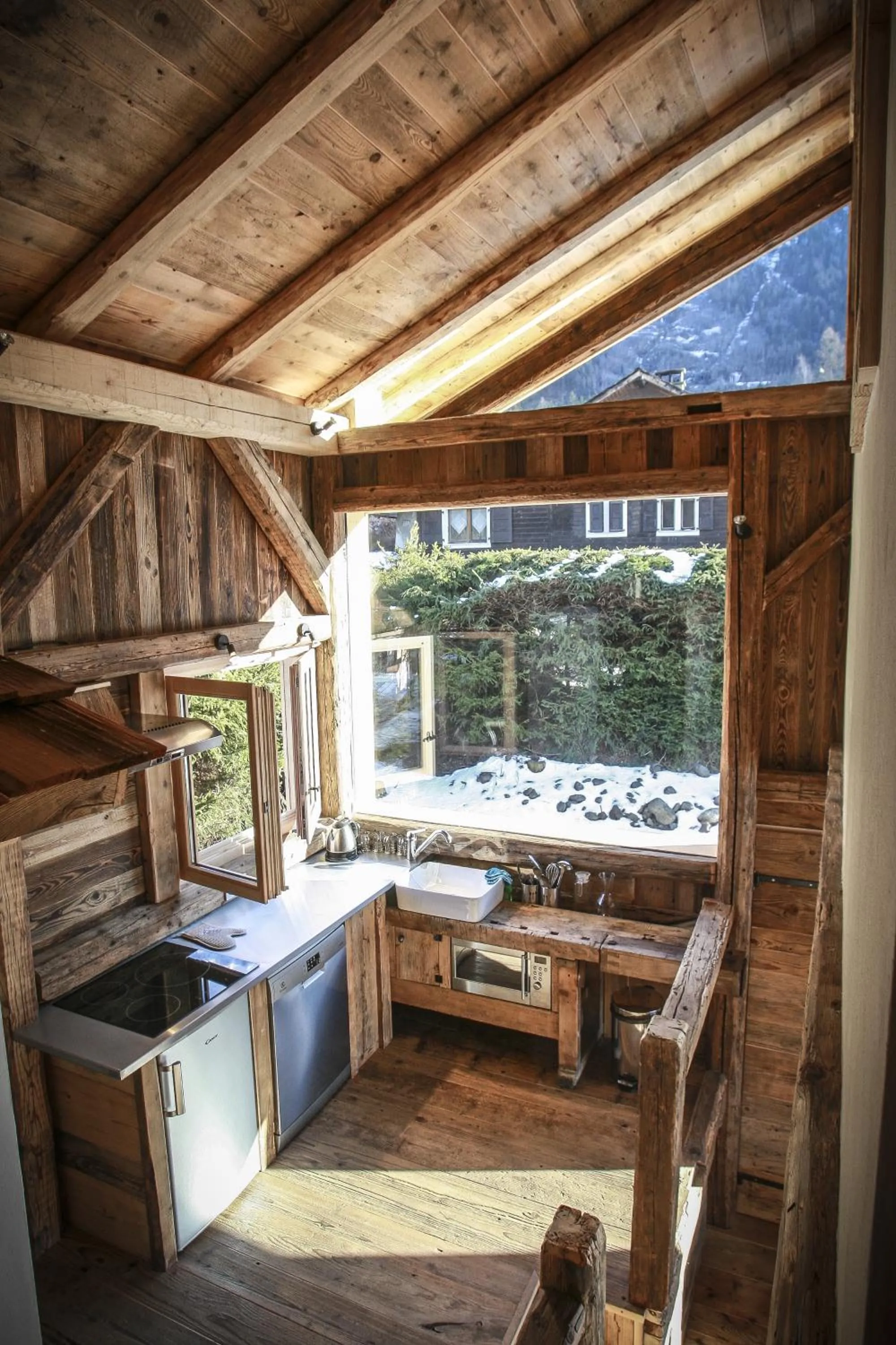 Kitchen or kitchenette in La Cubelette