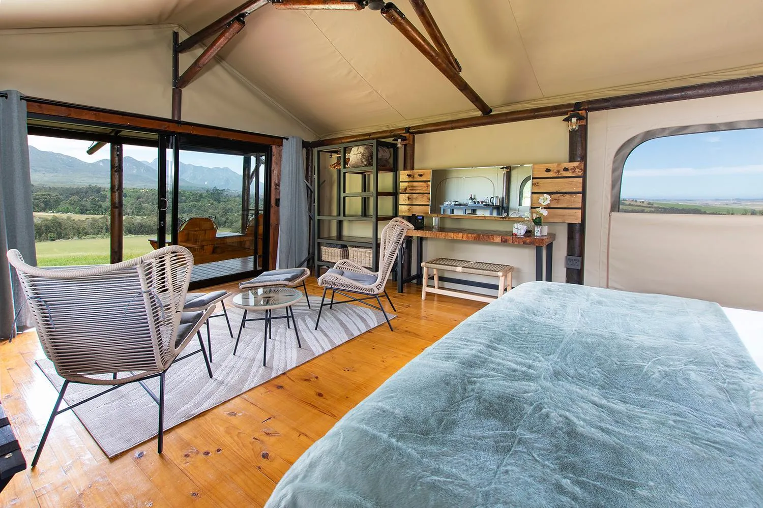 Patio in ArendsRus Country Resort