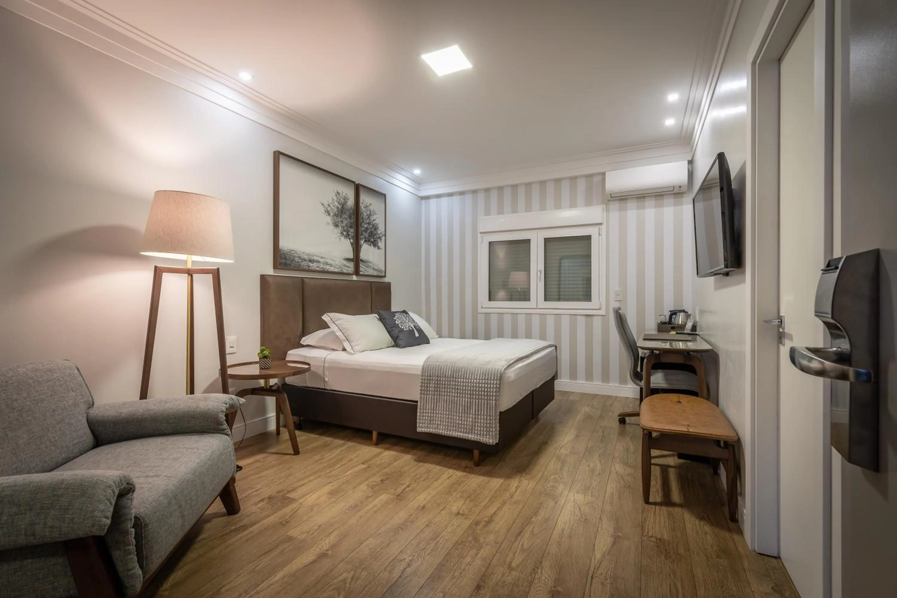 Bed in Hotel Kindermann