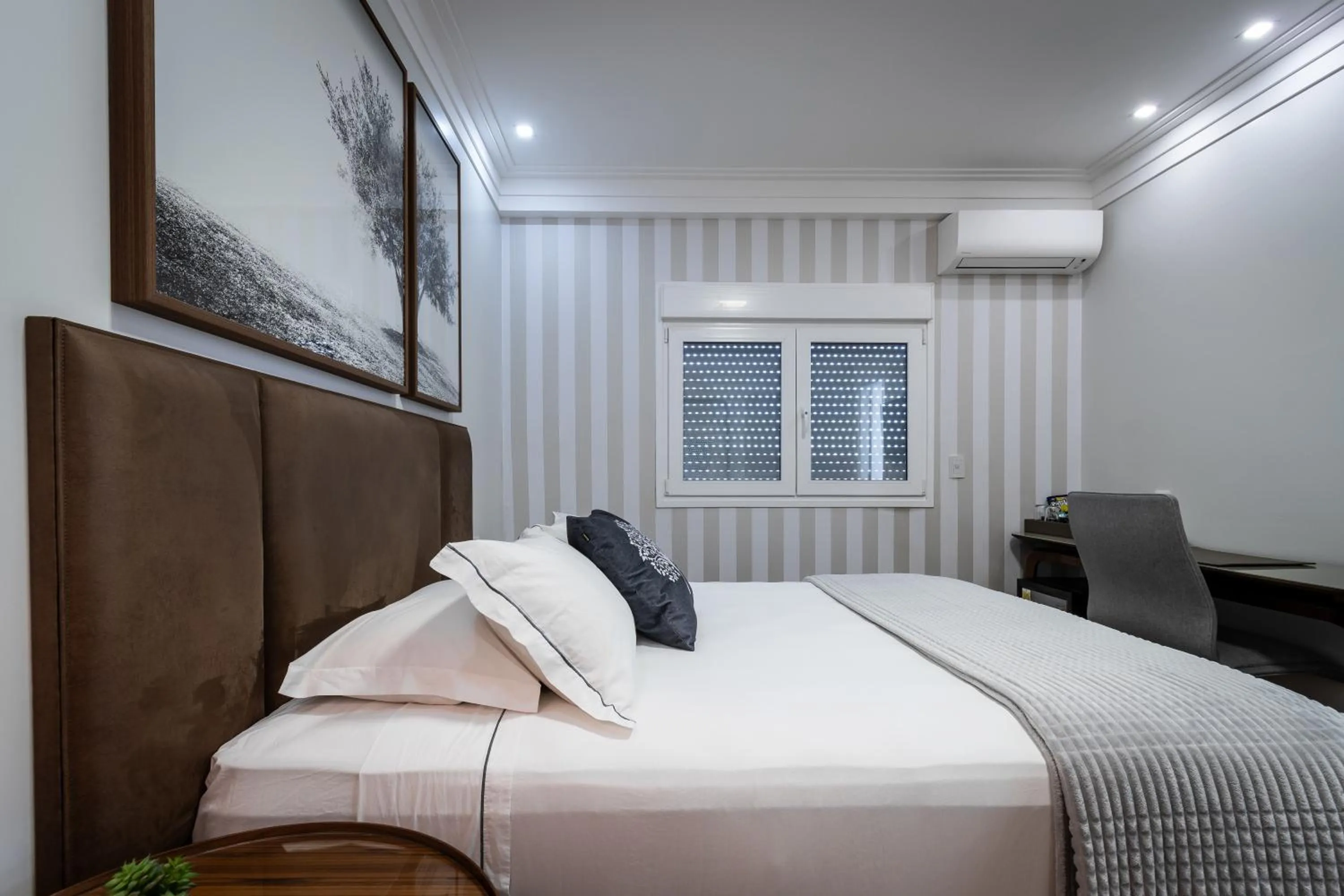 Bed in Hotel Kindermann