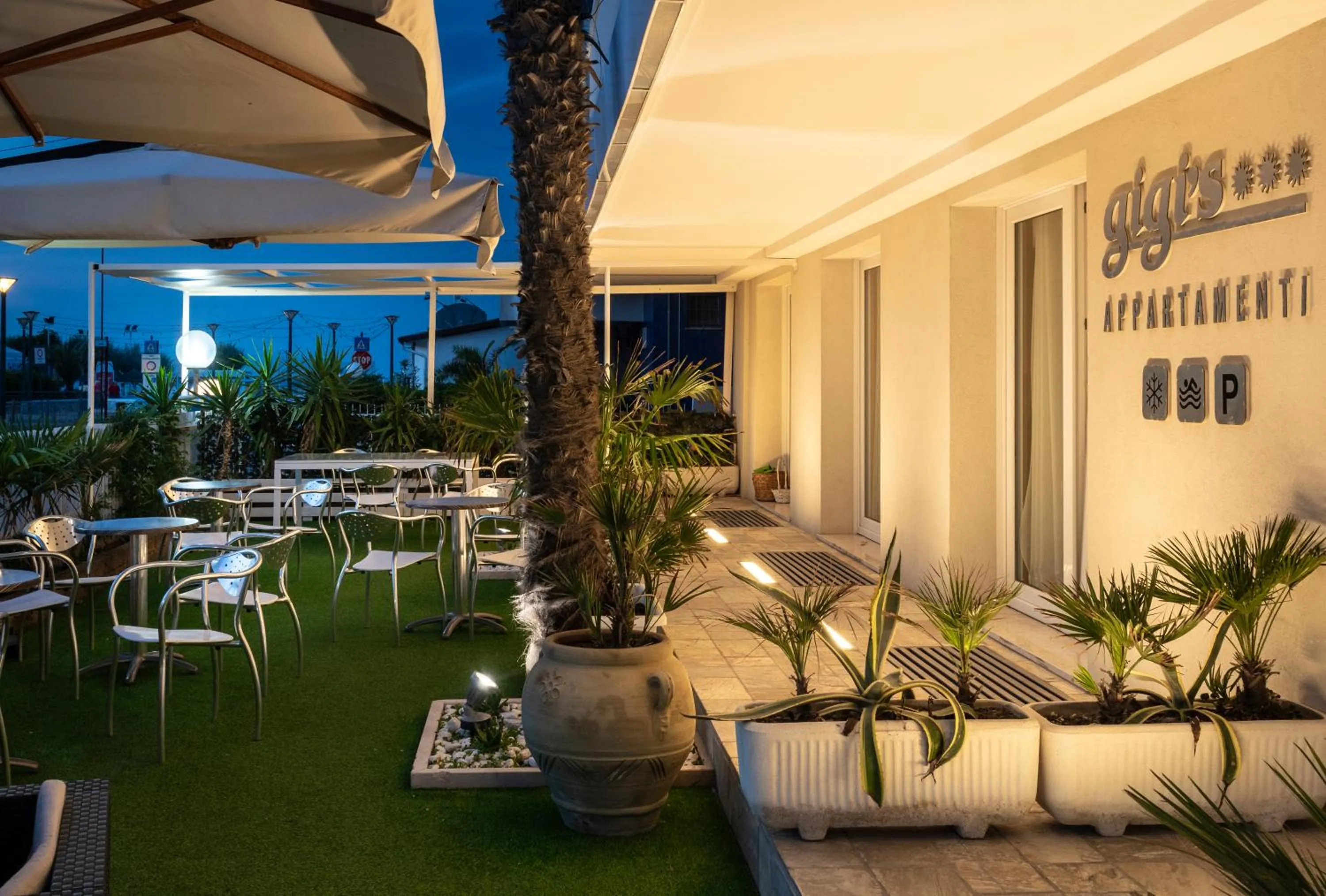 Patio in SoleMare Hotel e Residence