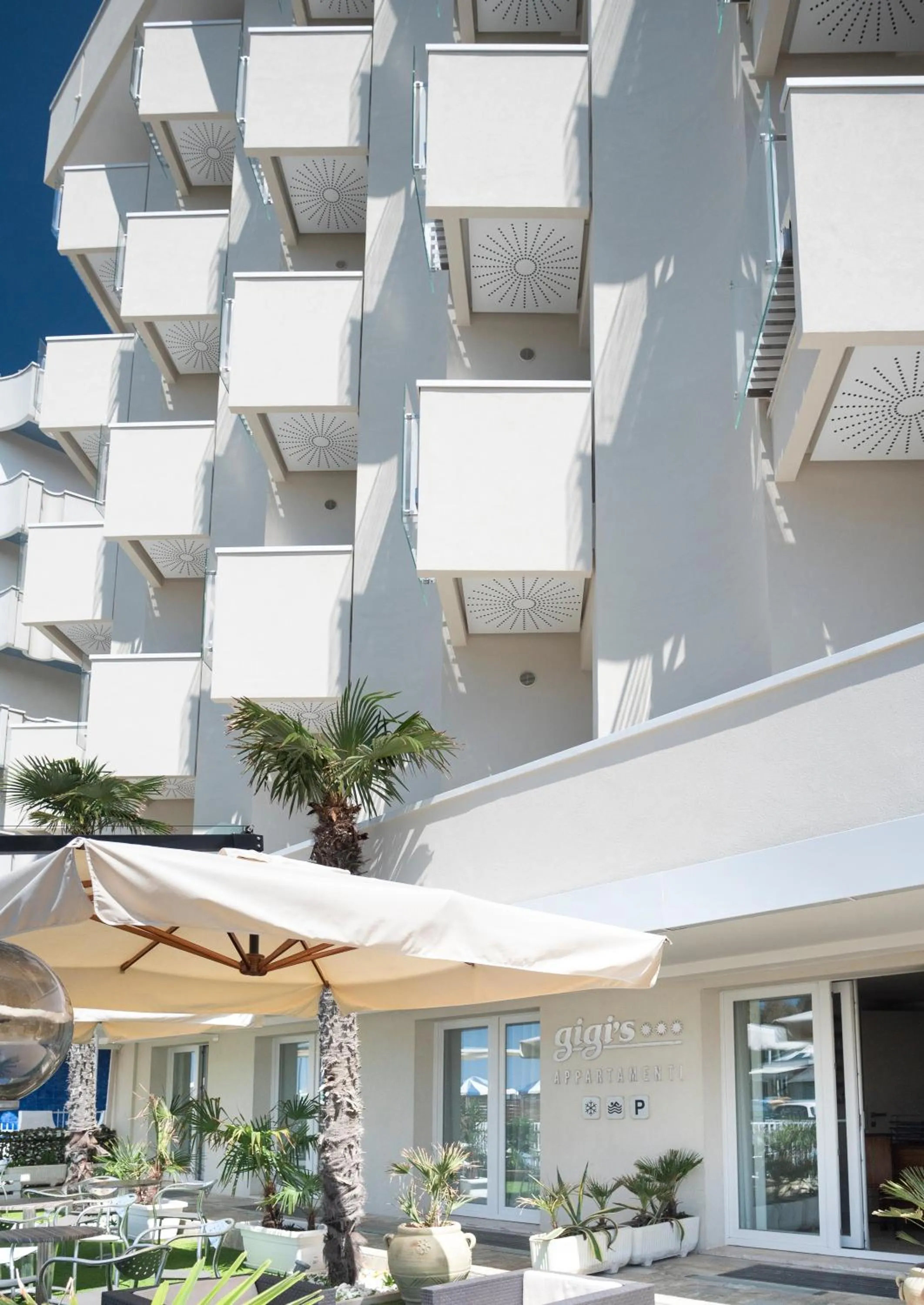 Property building in SoleMare Hotel e Residence
