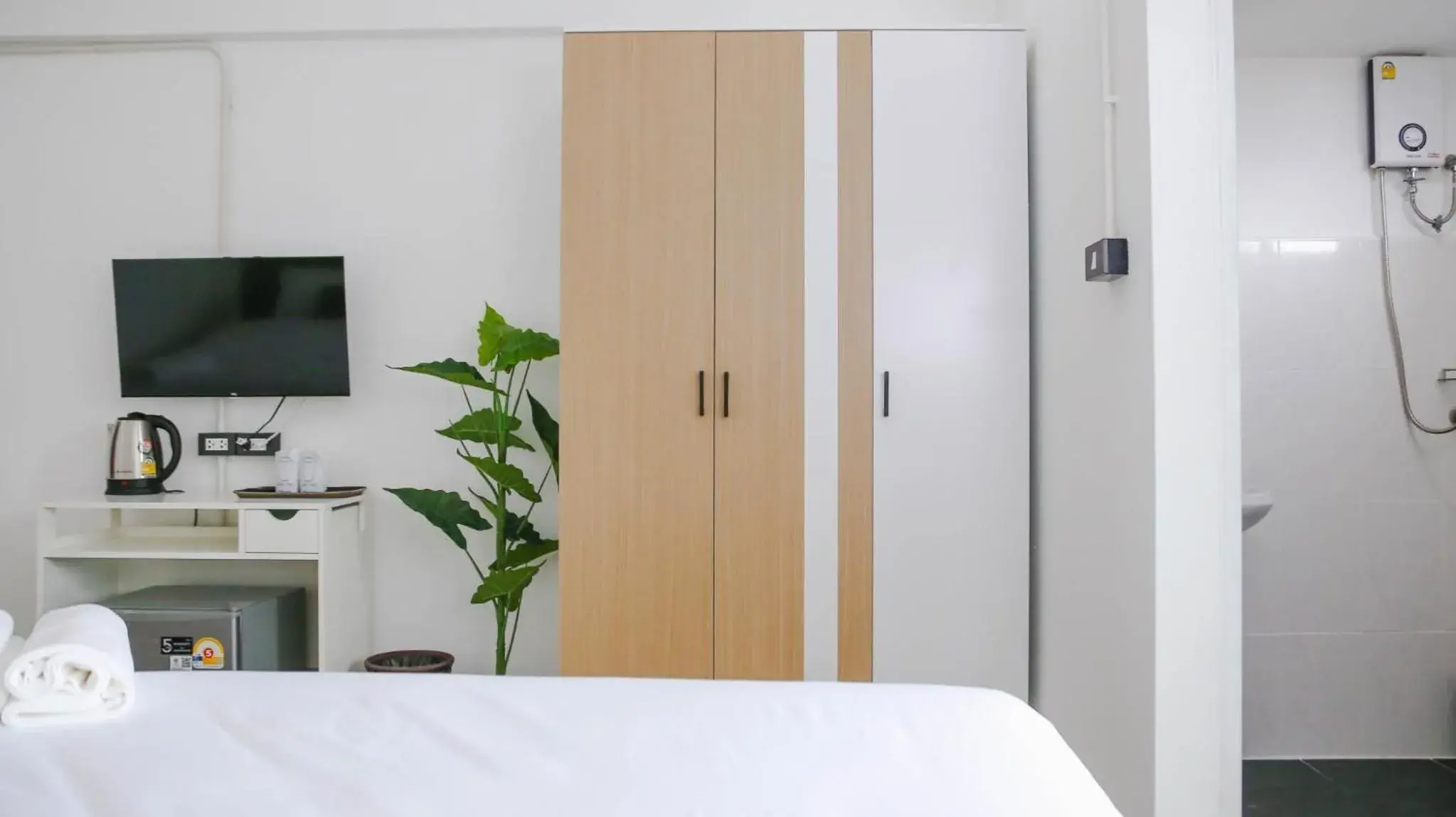 wardrobe, Bed in Chana Bangkok Hotel wardrobe, Bed in Chana Bangkok Hotel