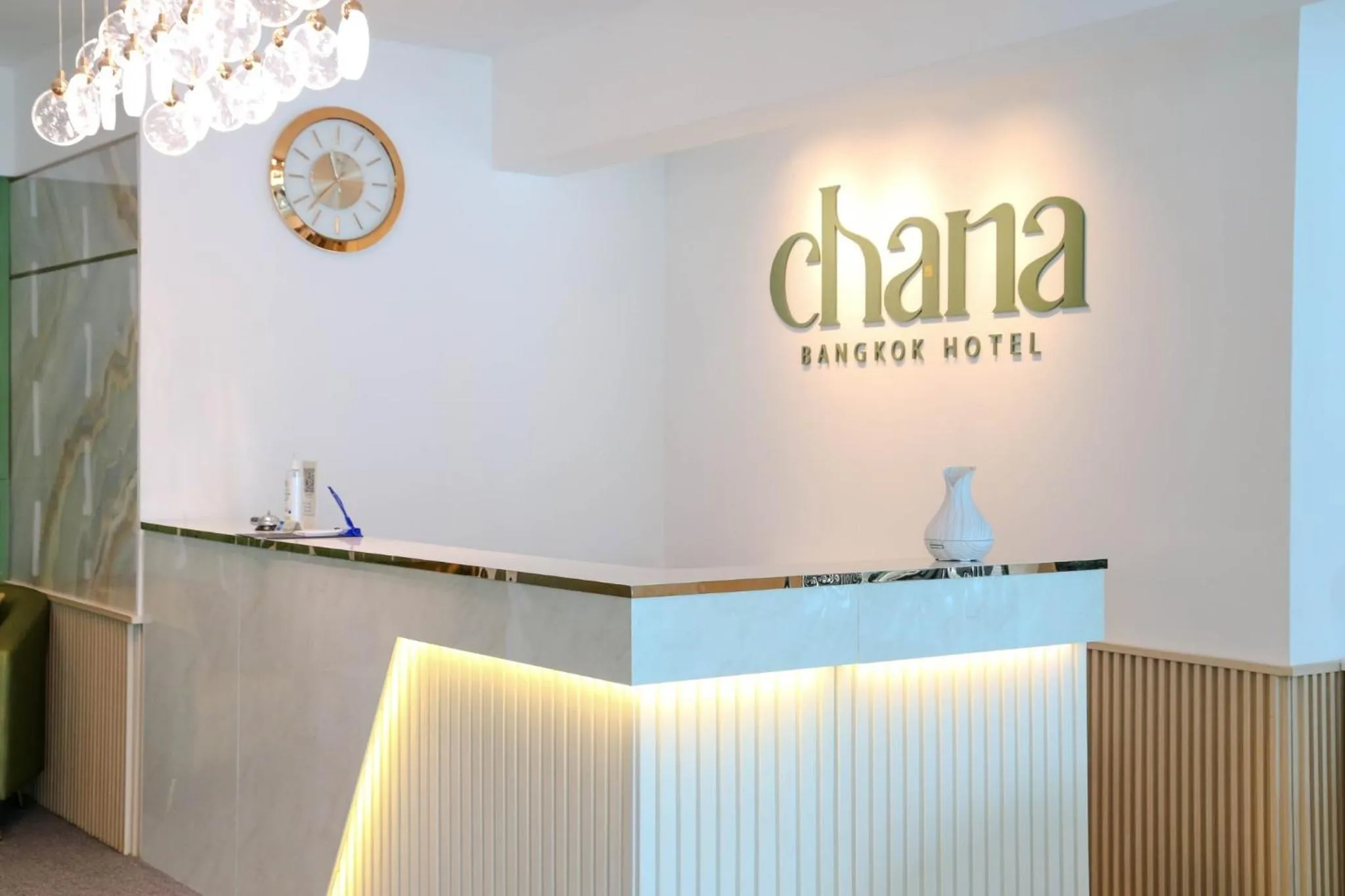 Lobby or reception in Chana Bangkok Hotel