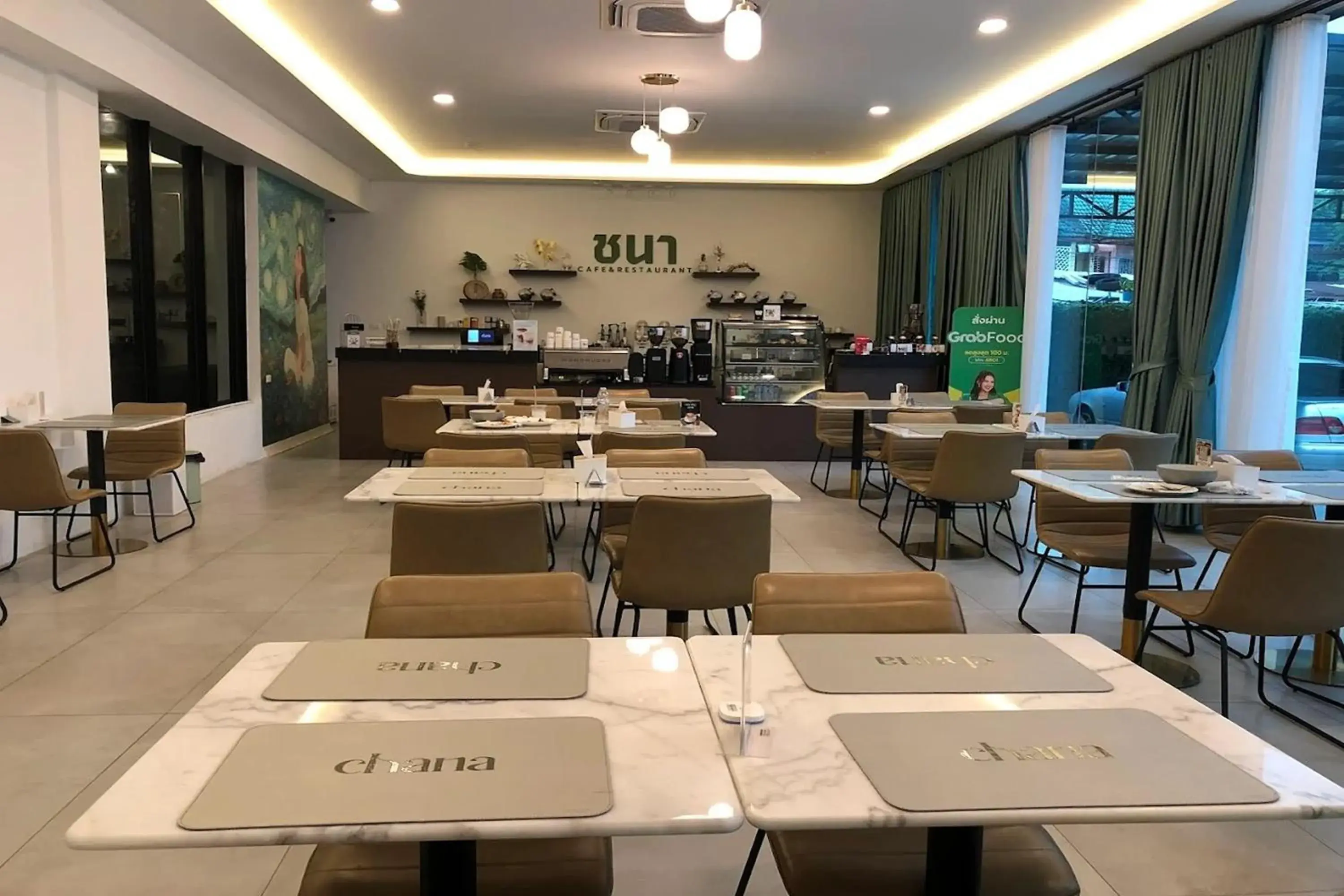 Restaurant/places to eat in Chana Bangkok Hotel Restaurant/places to eat in Chana Bangkok Hotel