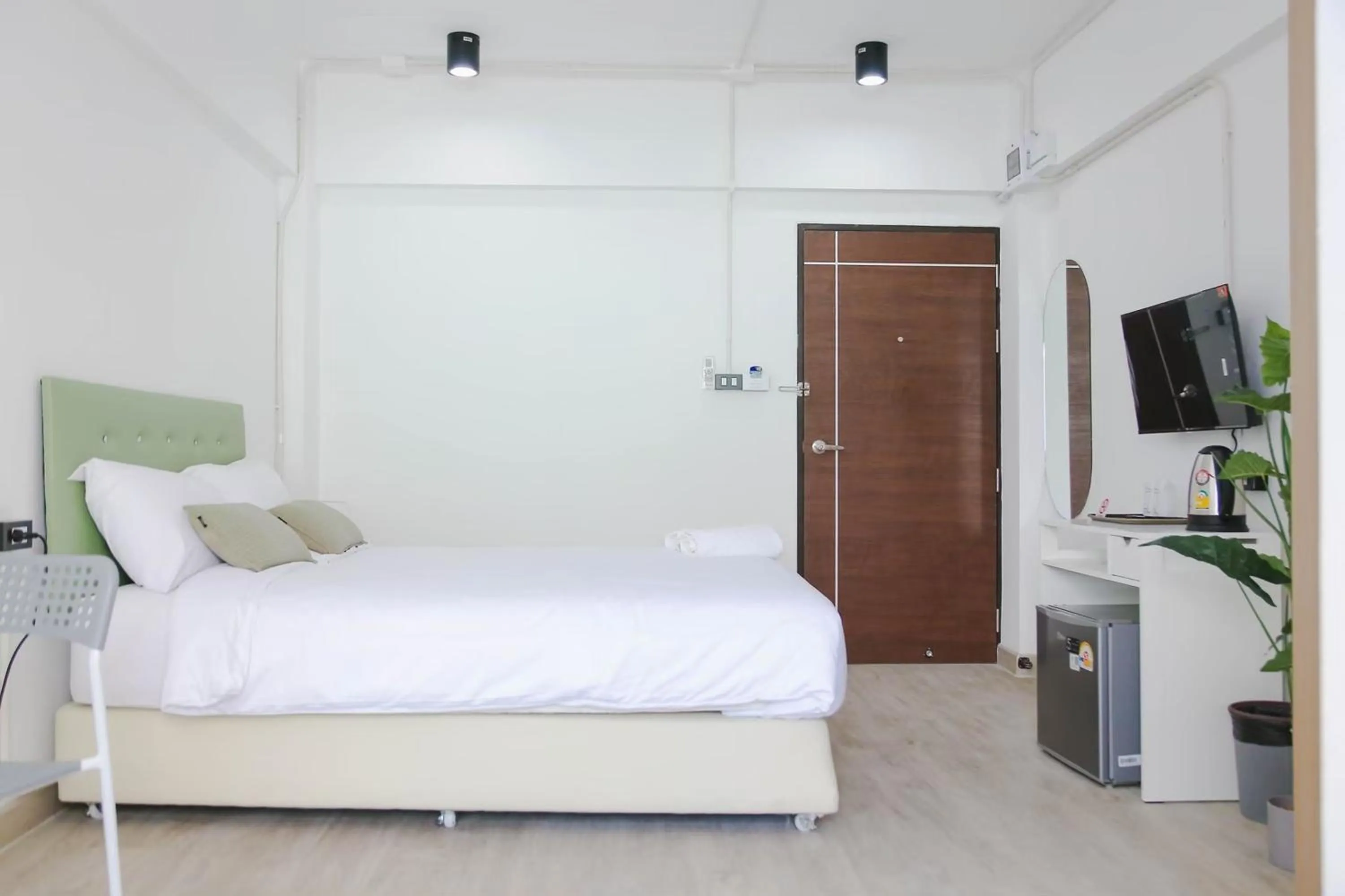 Bed in Chana Bangkok Hotel