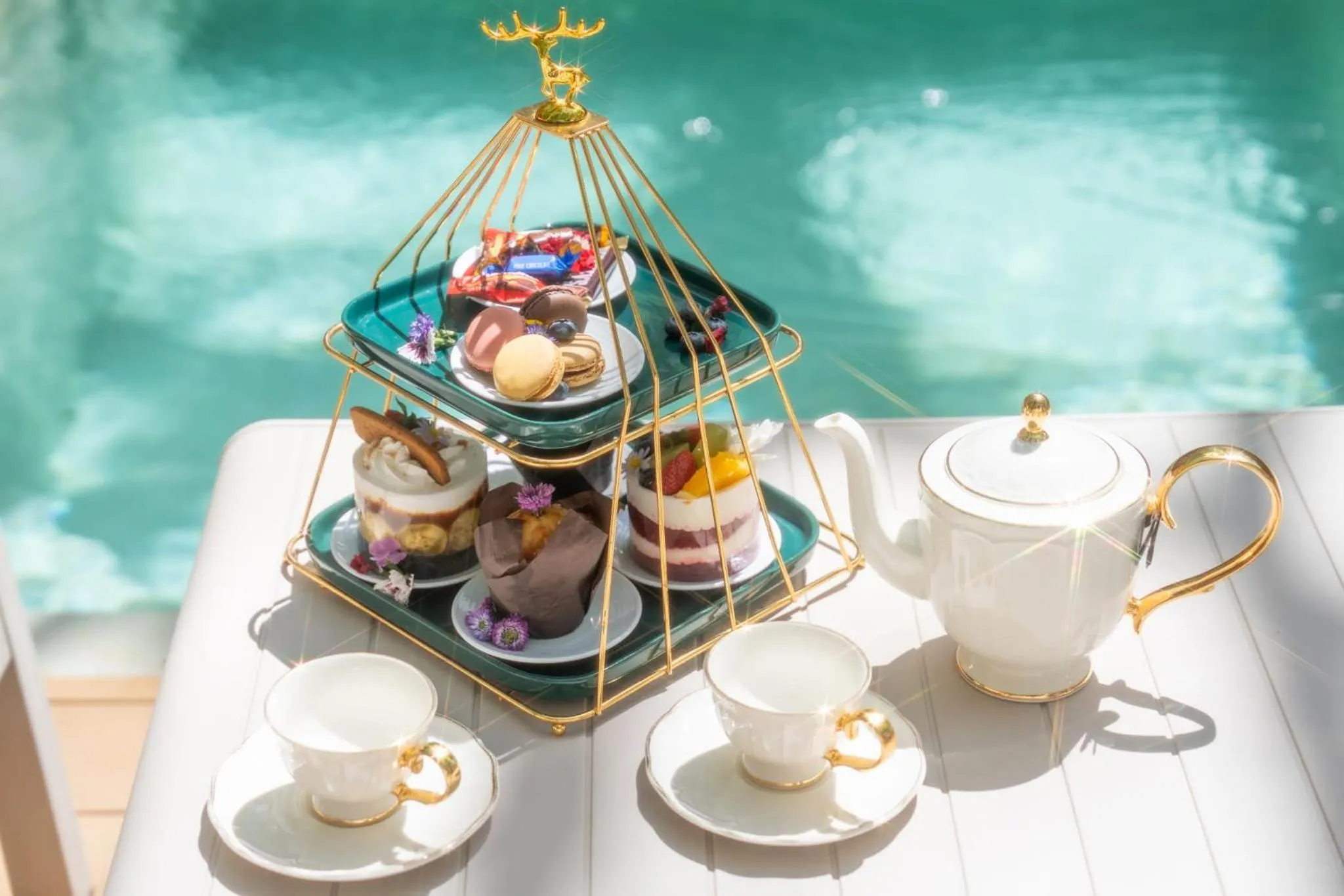 Food and drinks in Timber Society Boutique Hideaway