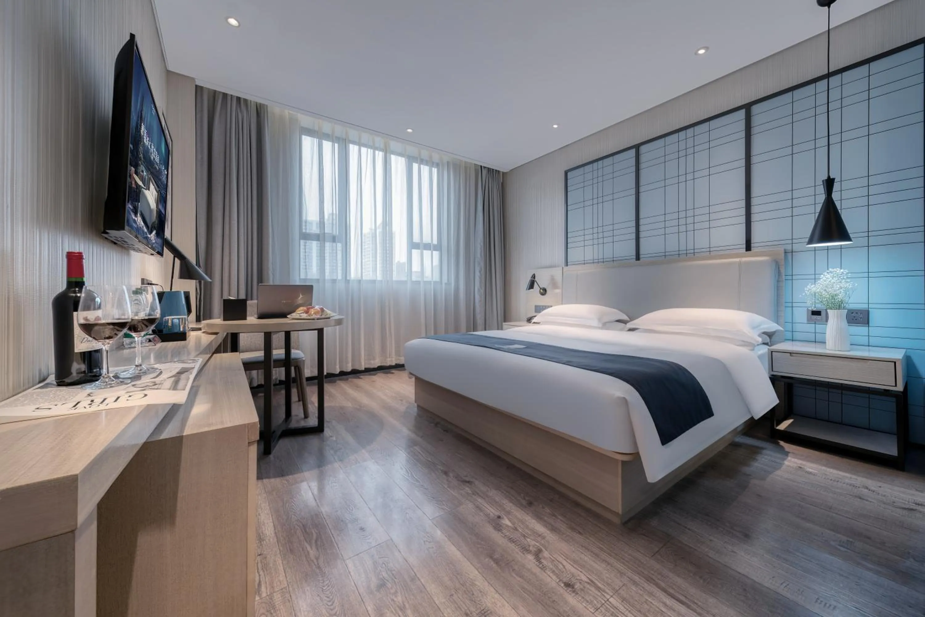 Bed in Echarm International Hotel Pazhou Convention and Exhibition Center Nanzhou Metro Station Branch - Free Shuttle Bus to Canton Fair Complex During Canton Fair Period