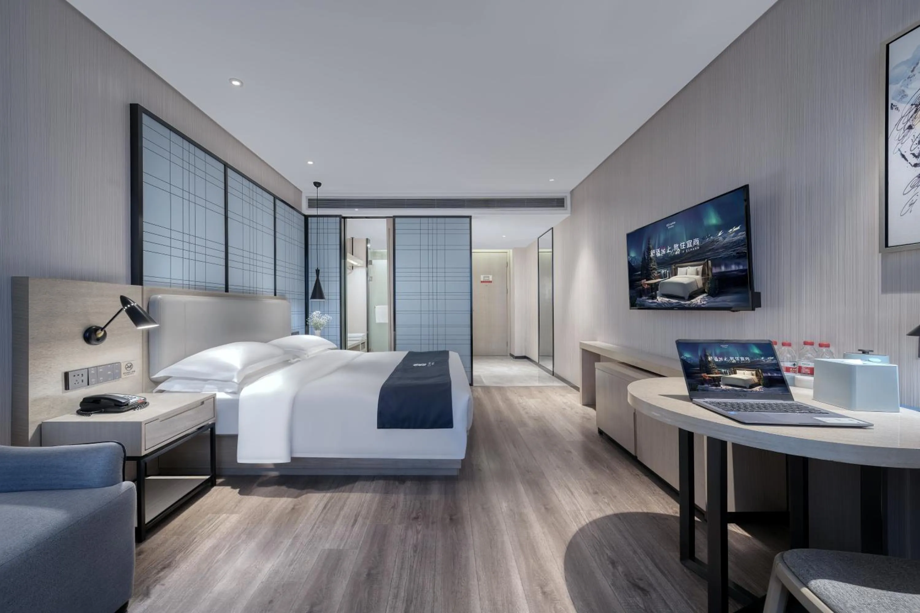 Bed in Echarm International Hotel Pazhou Convention and Exhibition Center Nanzhou Metro Station Branch - Free Shuttle Bus to Canton Fair Complex During Canton Fair Period